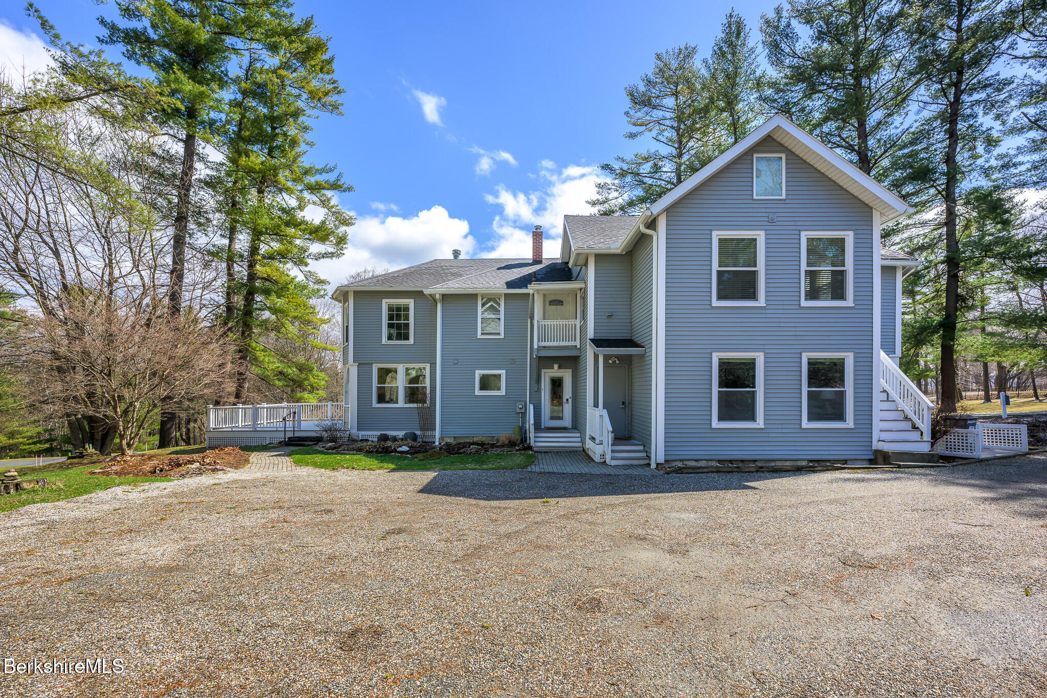 850 Summer St #M11, Lee, Massachusetts image 28