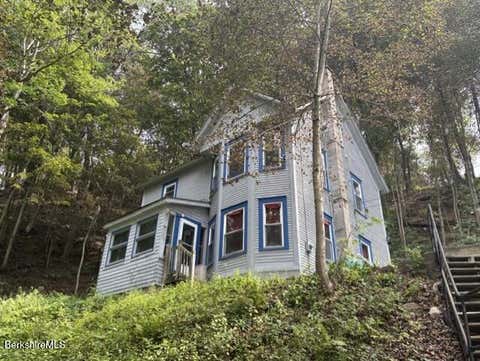 Homes For Sale - 94 Reed St<br/> North Adams, MA 01247