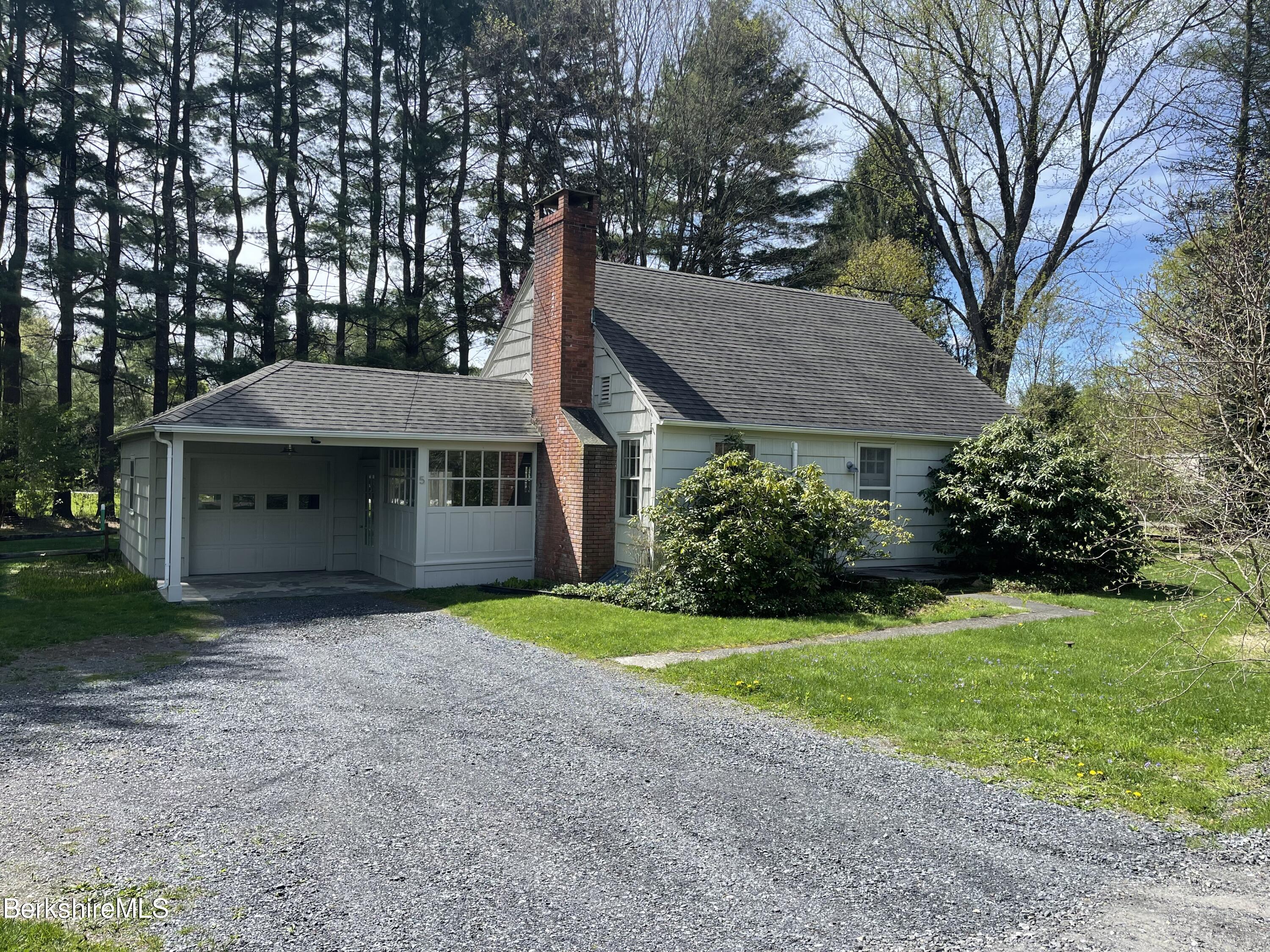 5 Grant Ln, Great Barrington, Massachusetts image 2