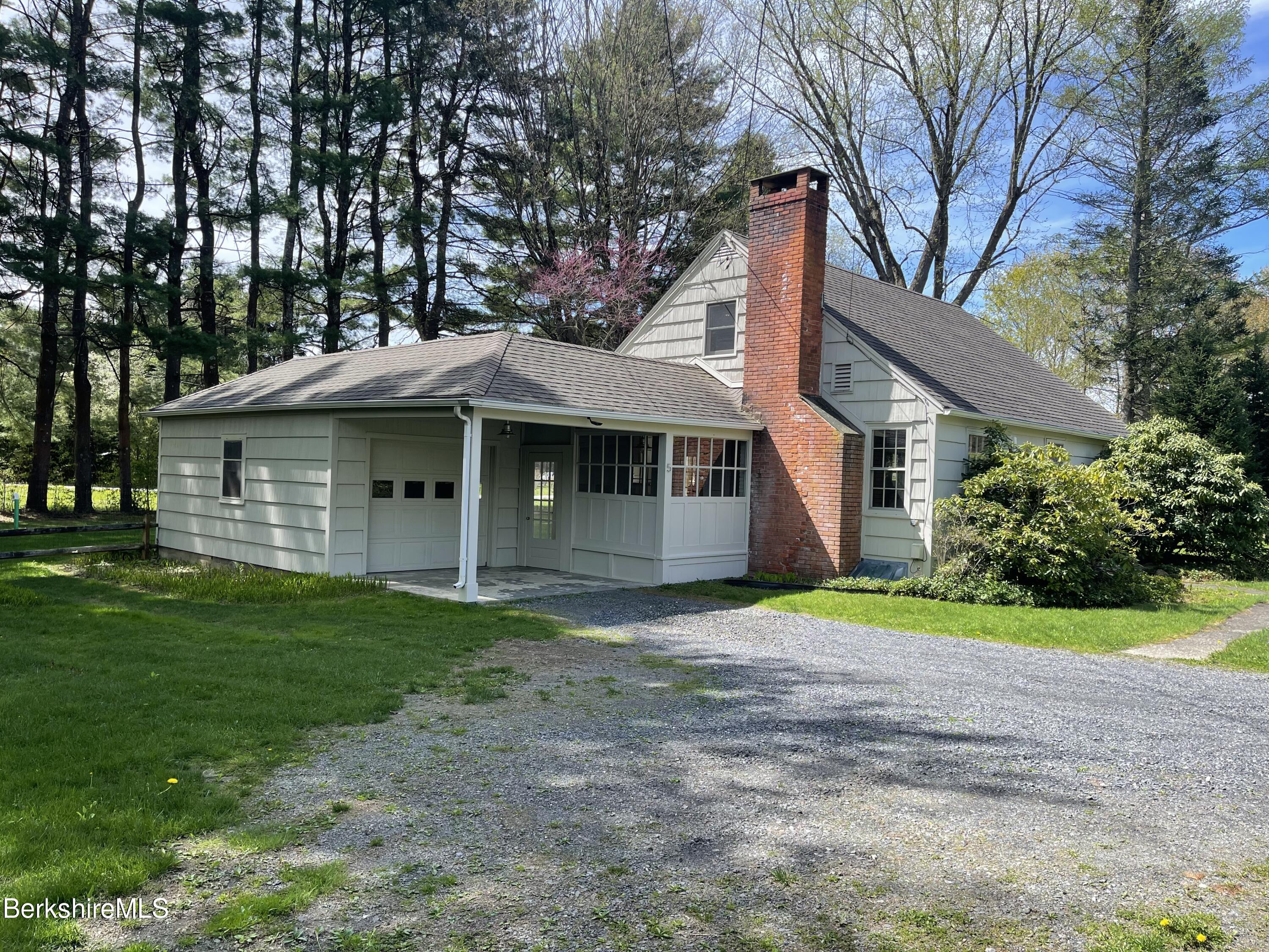 5 Grant Ln, Great Barrington, Massachusetts image 3