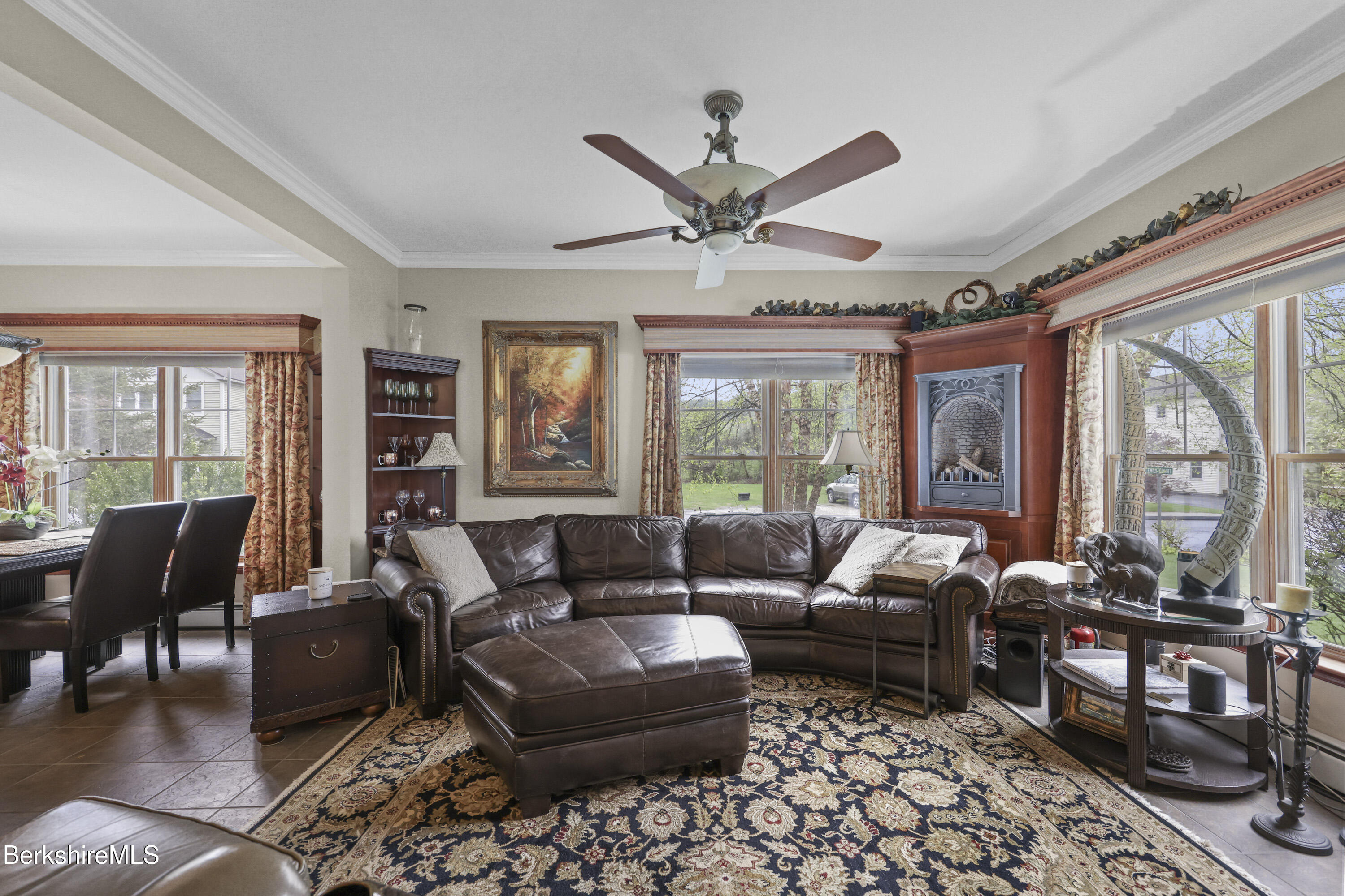 2 Emily Ct, Great Barrington, Massachusetts image 5
