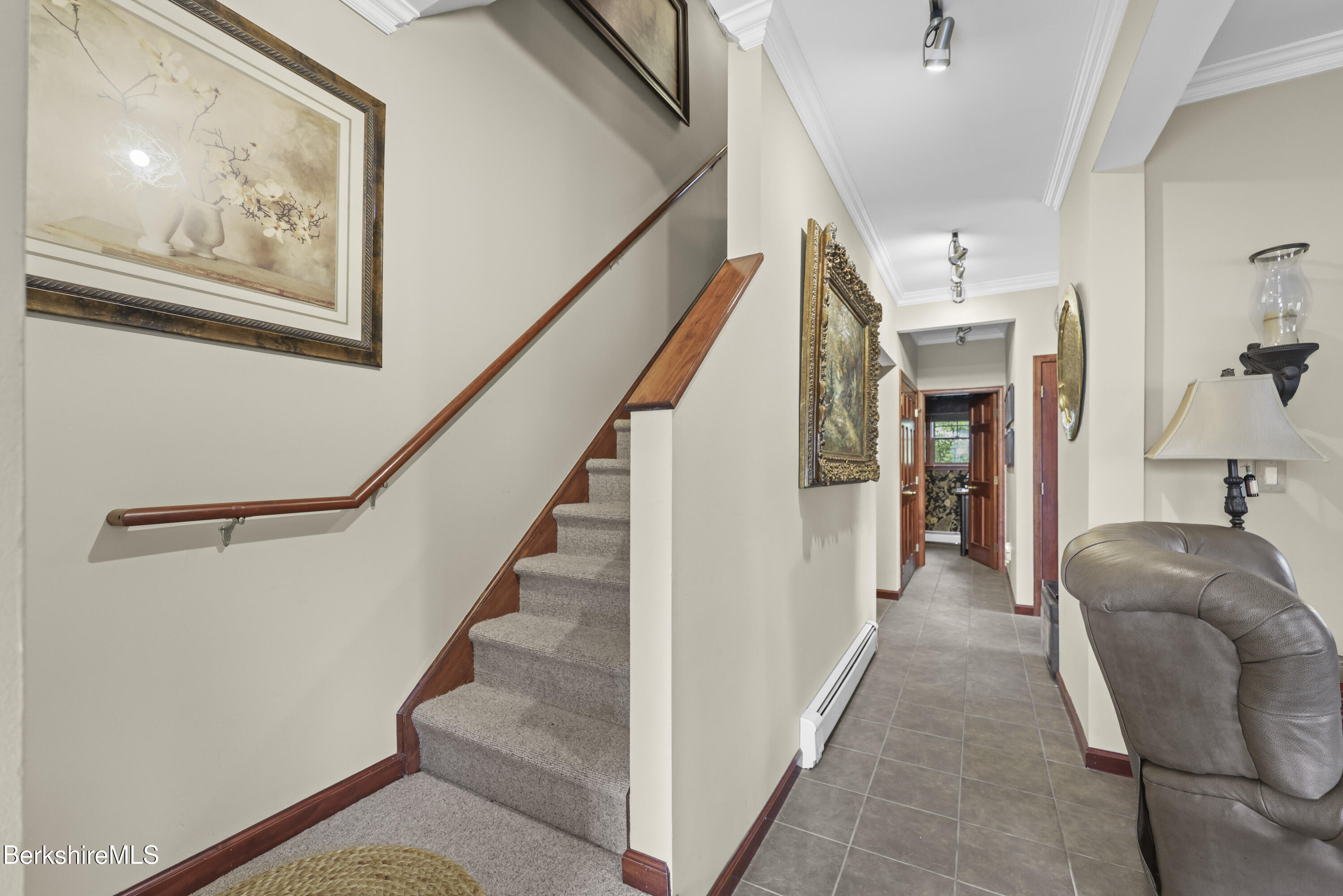2 Emily Ct, Great Barrington, Massachusetts image 4