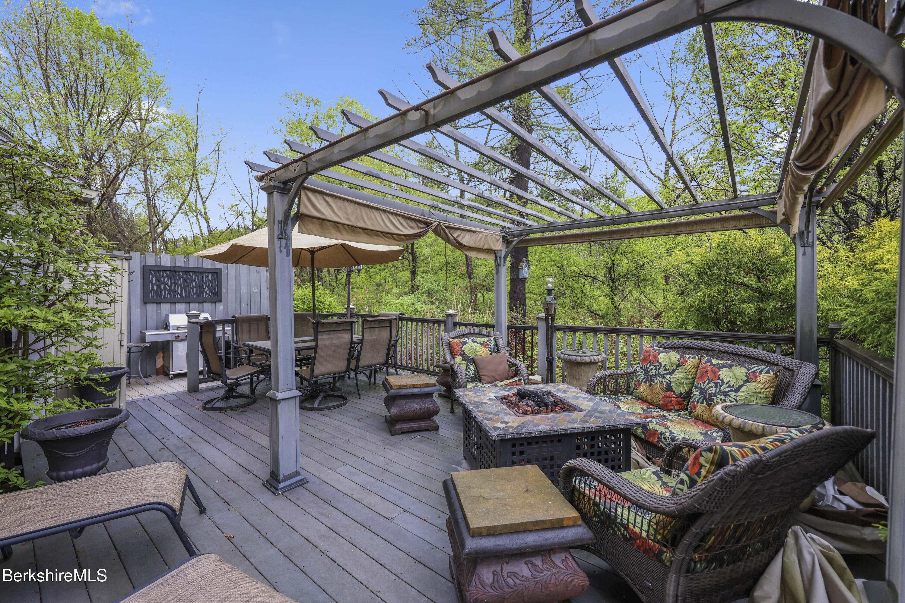 2 Emily Ct, Great Barrington, Massachusetts image 25