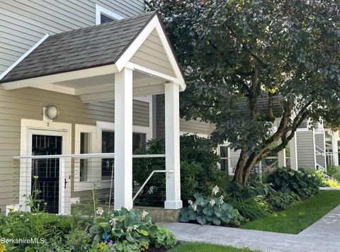 Condo For Sale - 80 Taconic Ave #2<br/> Berkshire County, Great Barrington, MA 01230