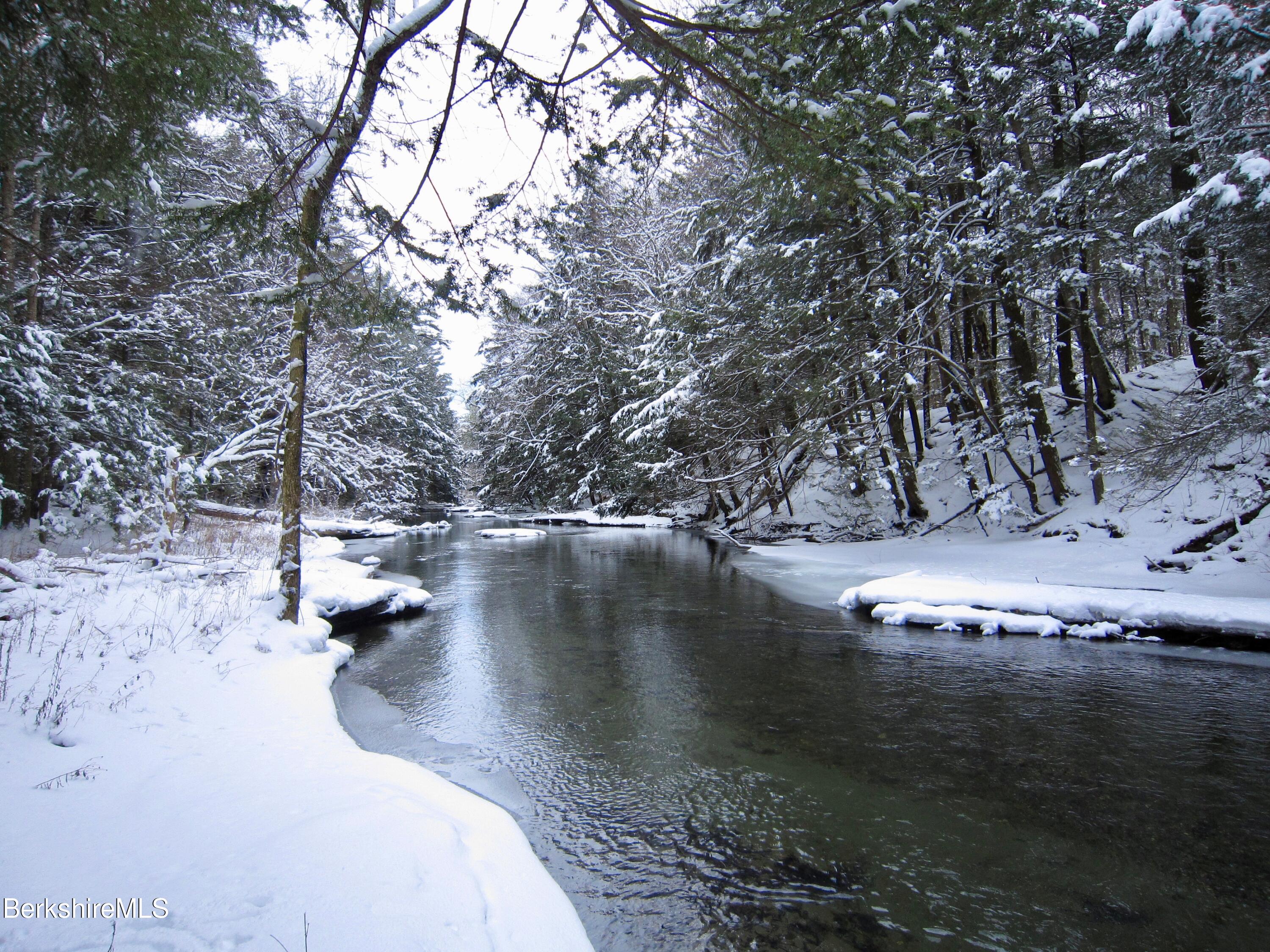 297 N Plain Rd, Great Barrington, Massachusetts image 8