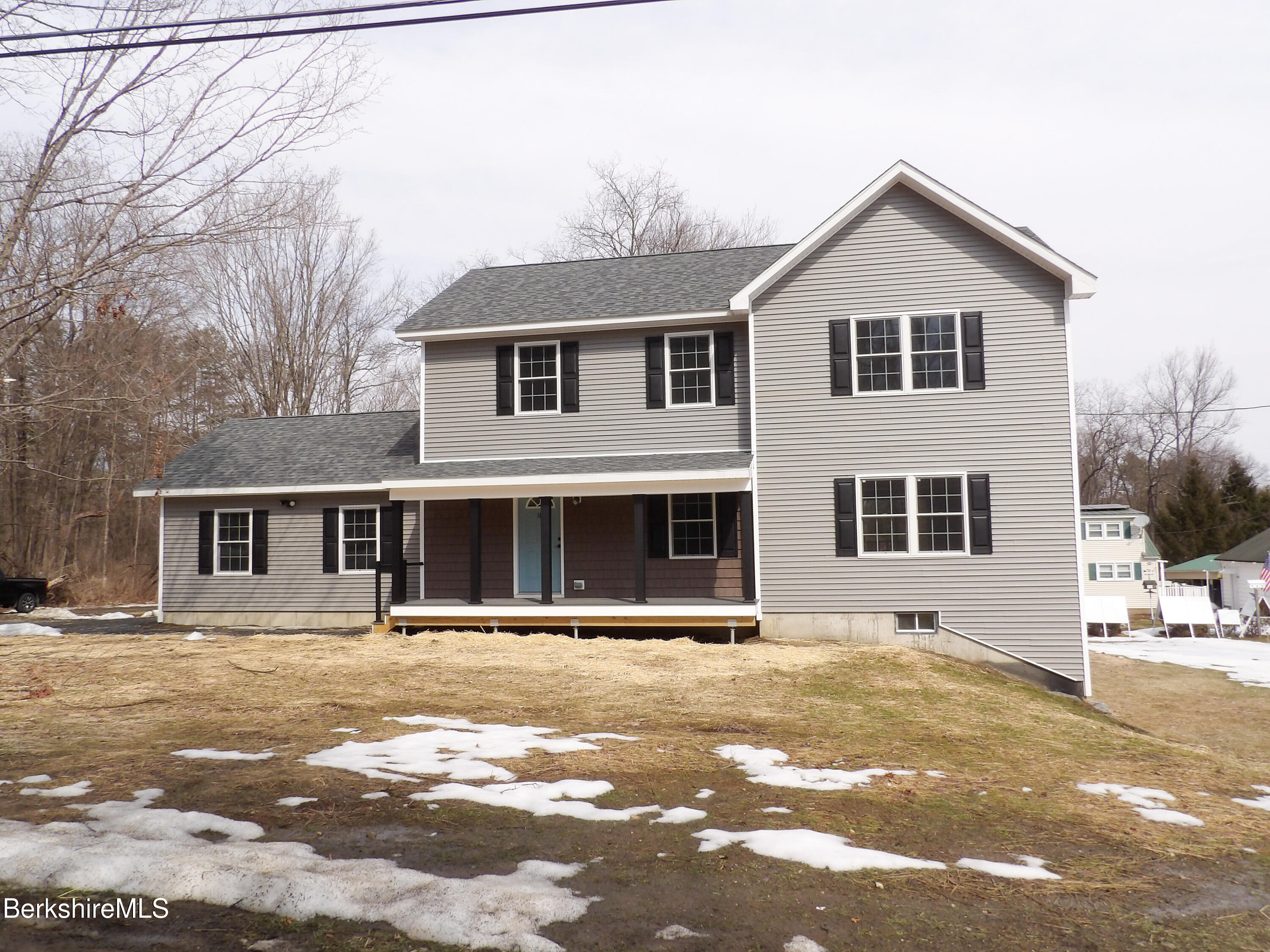 18 Lacona St, Lanesborough, Massachusetts image 1