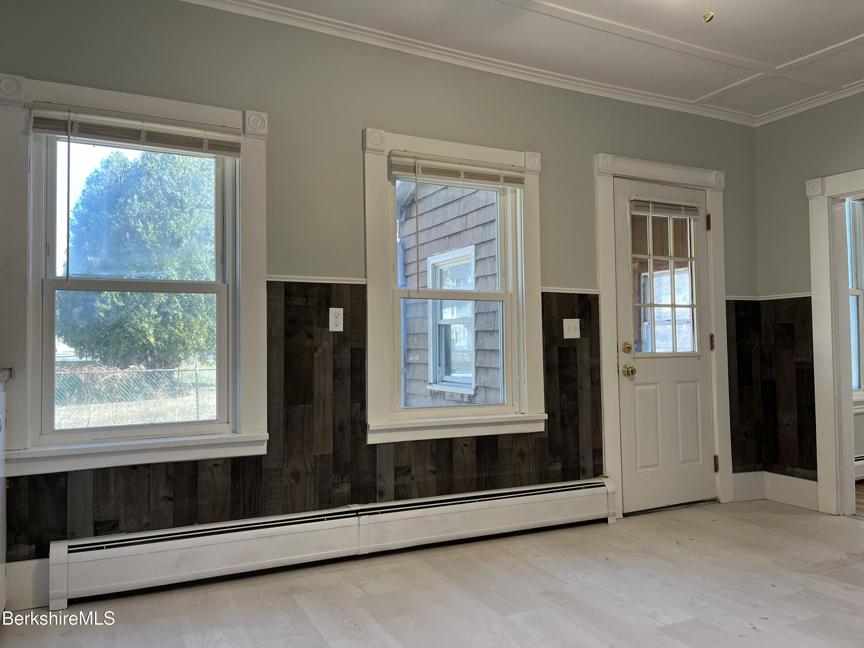 447 River St, North Adams, Massachusetts image 11