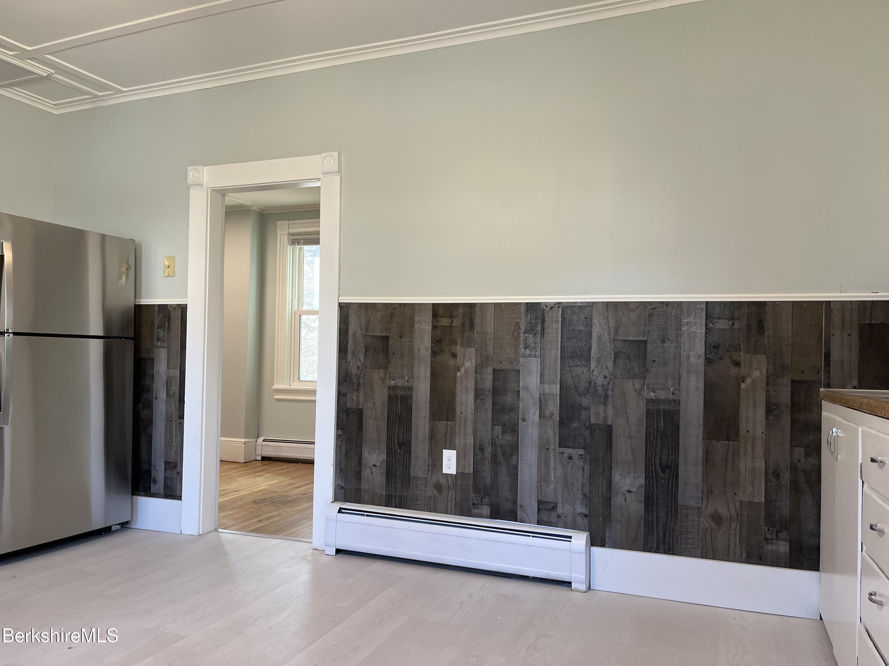 447 River St, North Adams, Massachusetts image 10