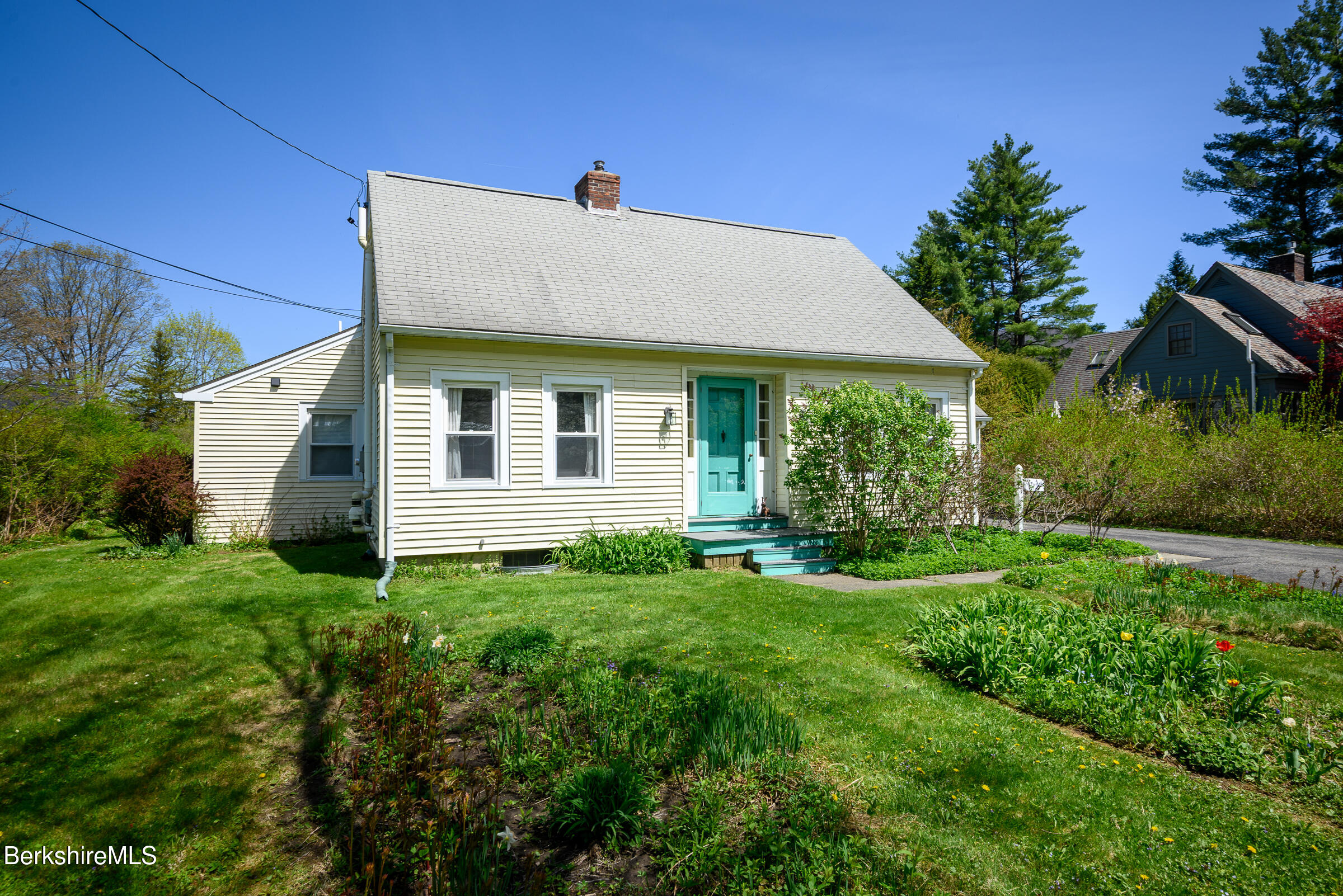 21 Berkshire Dr, Williamstown, Massachusetts image 8