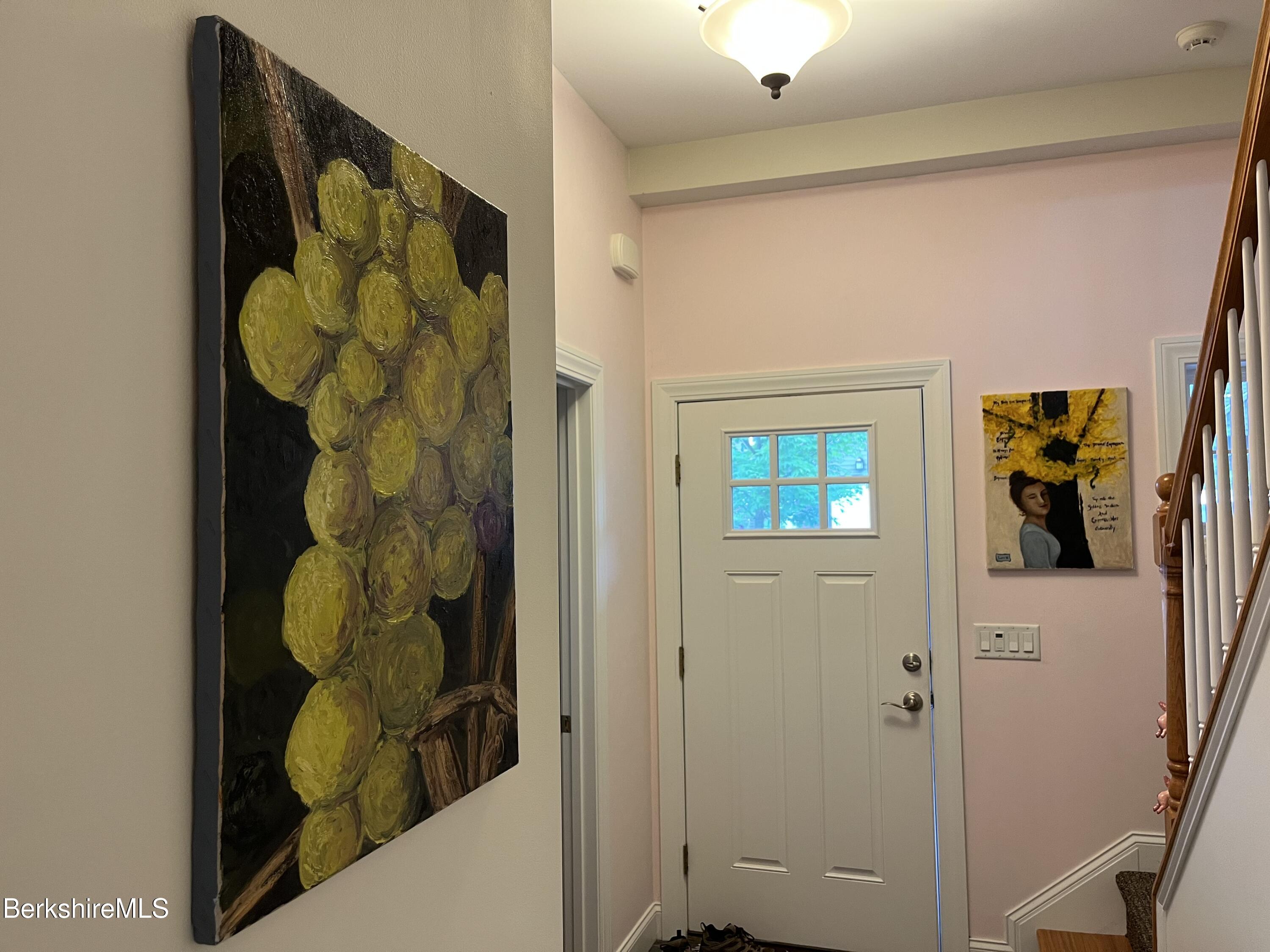 Lenox, Massachusetts 01240, United States, 3 Bedrooms Bedrooms, ,3 BathroomsBathrooms,Residential,Active,151538