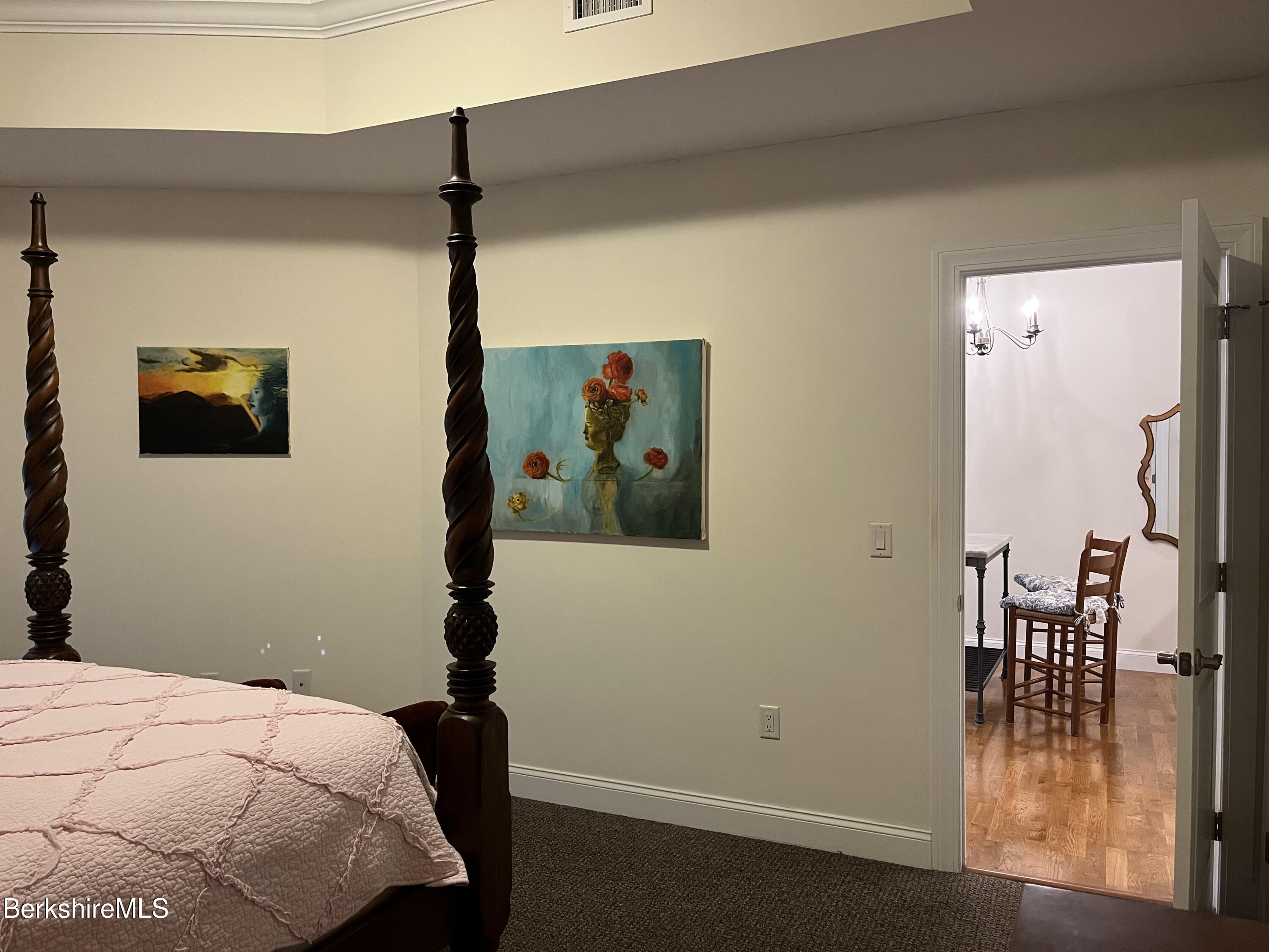 Lenox, Massachusetts 01240, United States, 3 Bedrooms Bedrooms, ,3 BathroomsBathrooms,Residential,Active,151538