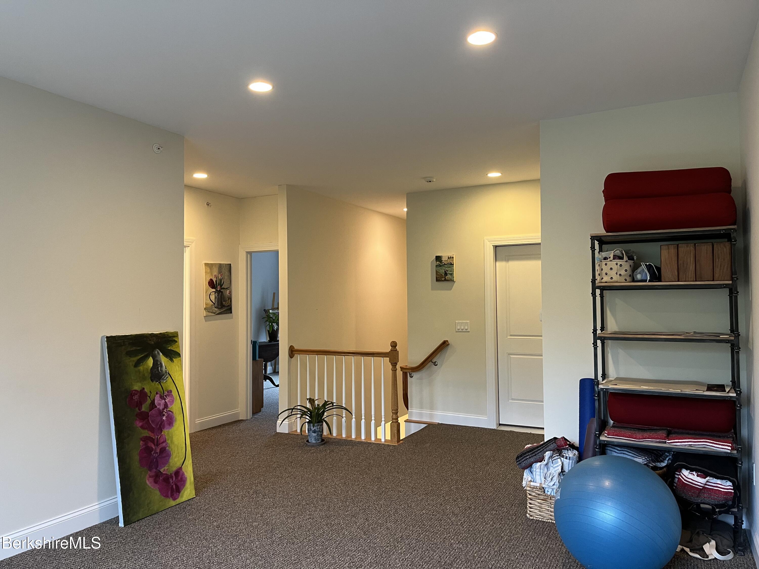 Lenox, Massachusetts 01240, United States, 3 Bedrooms Bedrooms, ,3 BathroomsBathrooms,Residential,Active,151538