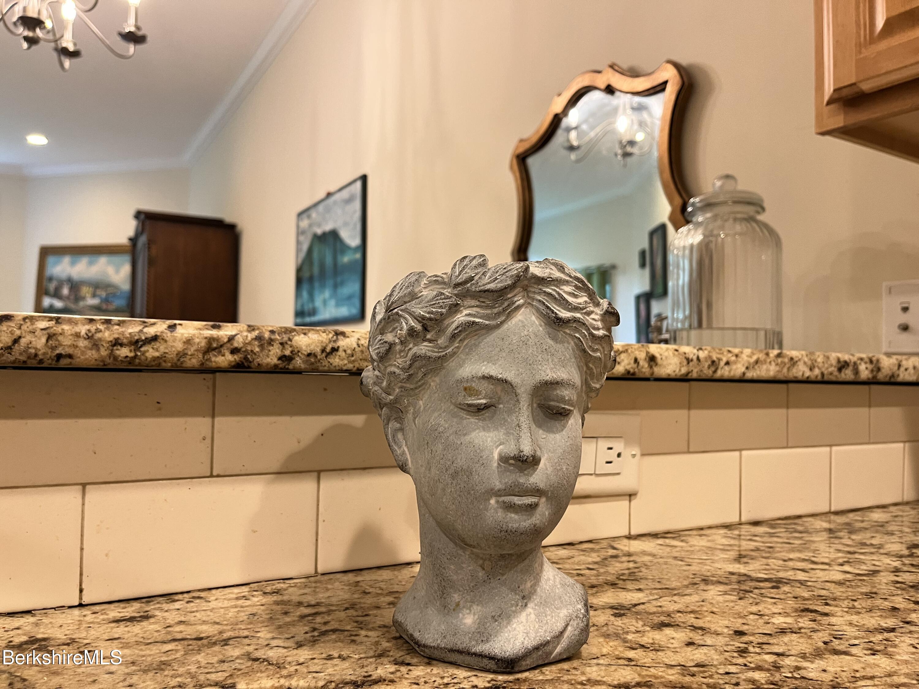 Lenox, Massachusetts 01240, United States, 3 Bedrooms Bedrooms, ,3 BathroomsBathrooms,Residential,Active,151538