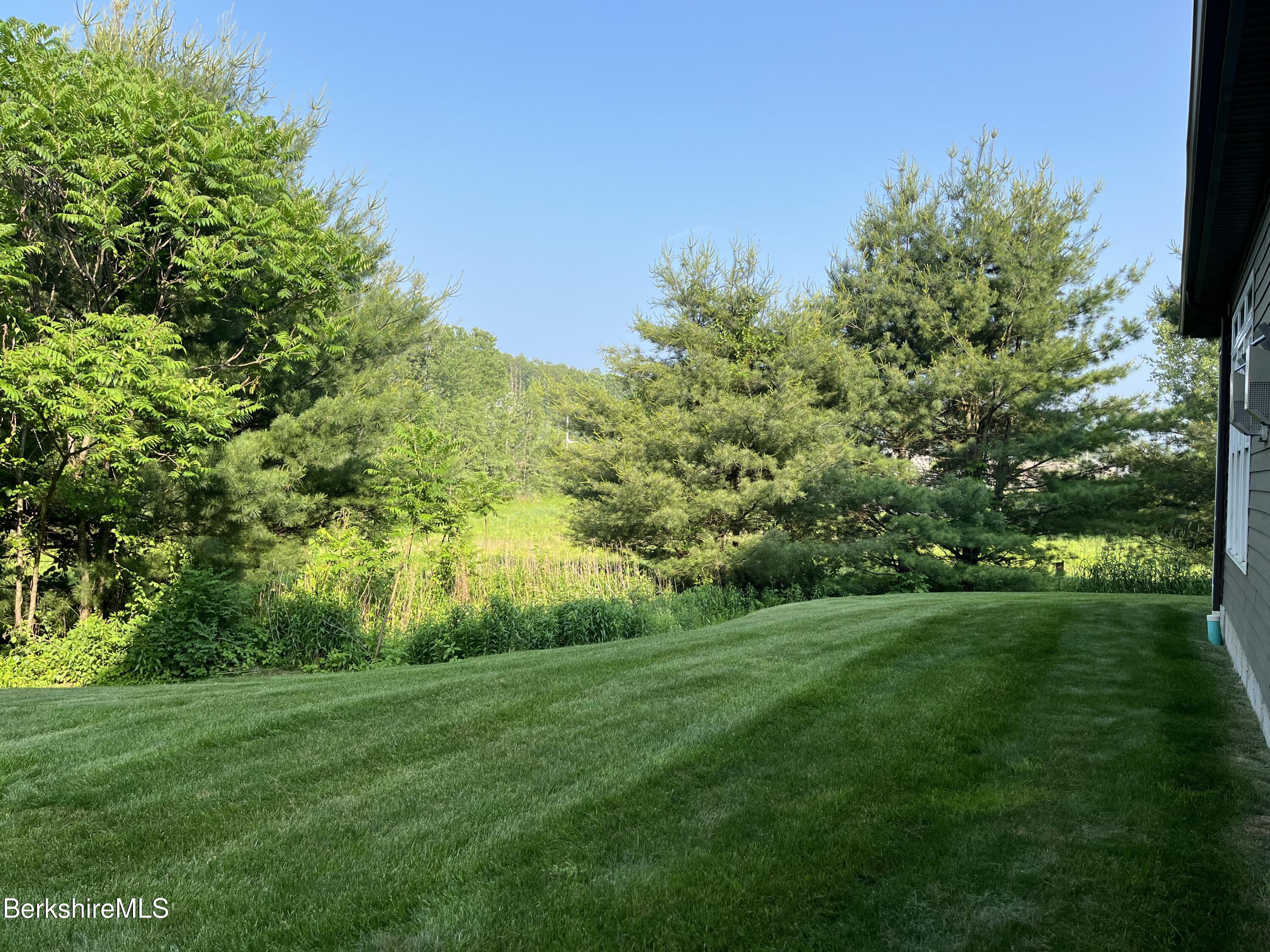 Lenox, Massachusetts 01240, United States, 3 Bedrooms Bedrooms, ,3 BathroomsBathrooms,Residential,Active,151538