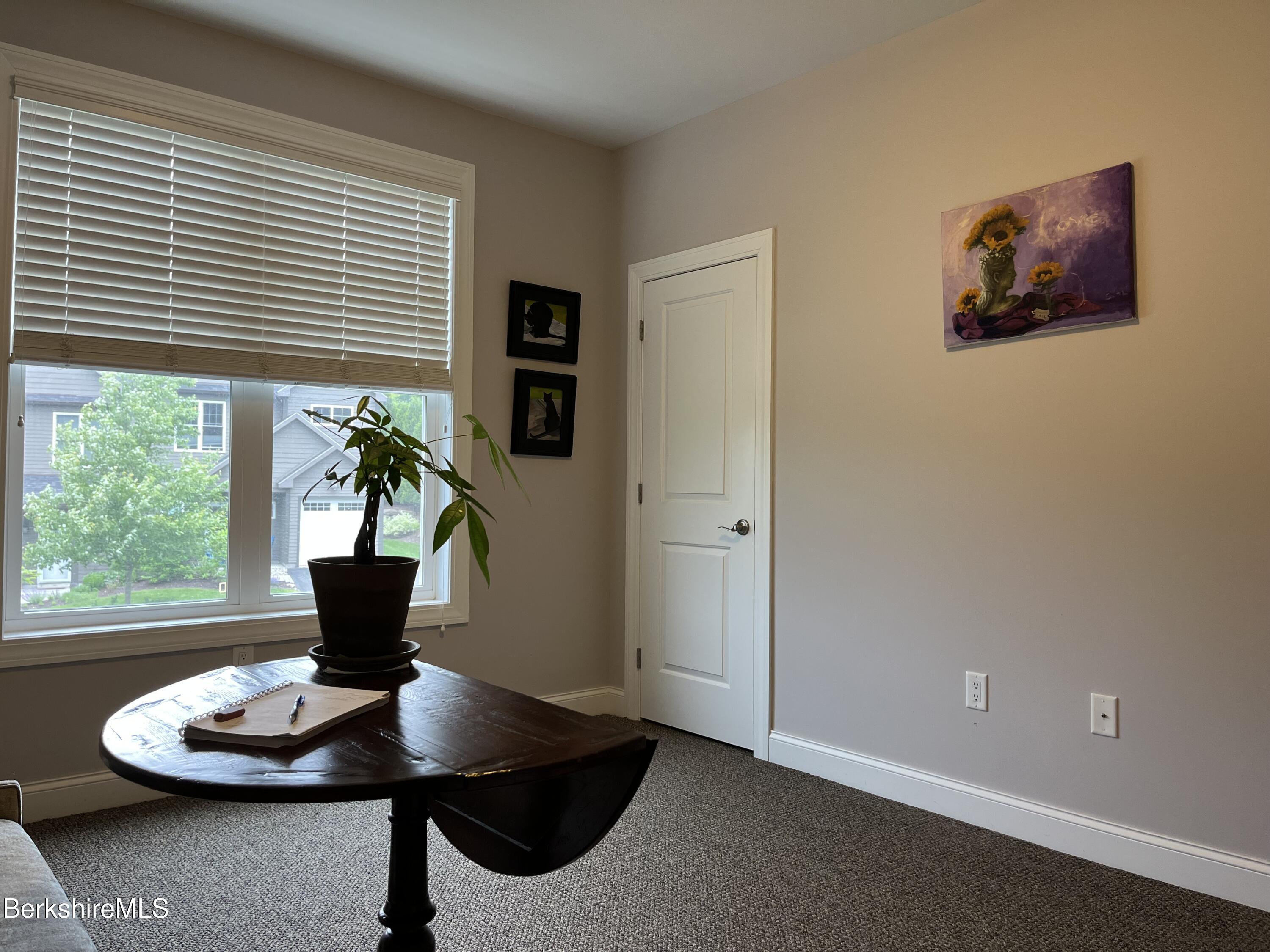 Lenox, Massachusetts 01240, United States, 3 Bedrooms Bedrooms, ,3 BathroomsBathrooms,Residential,Active,151538