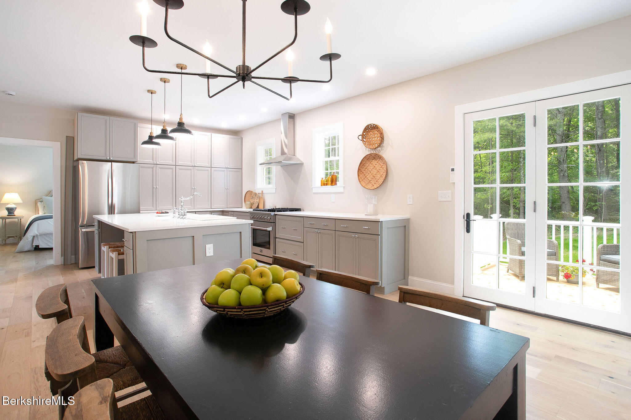 60 Parsley Ln, Sheffield, Massachusetts image 9