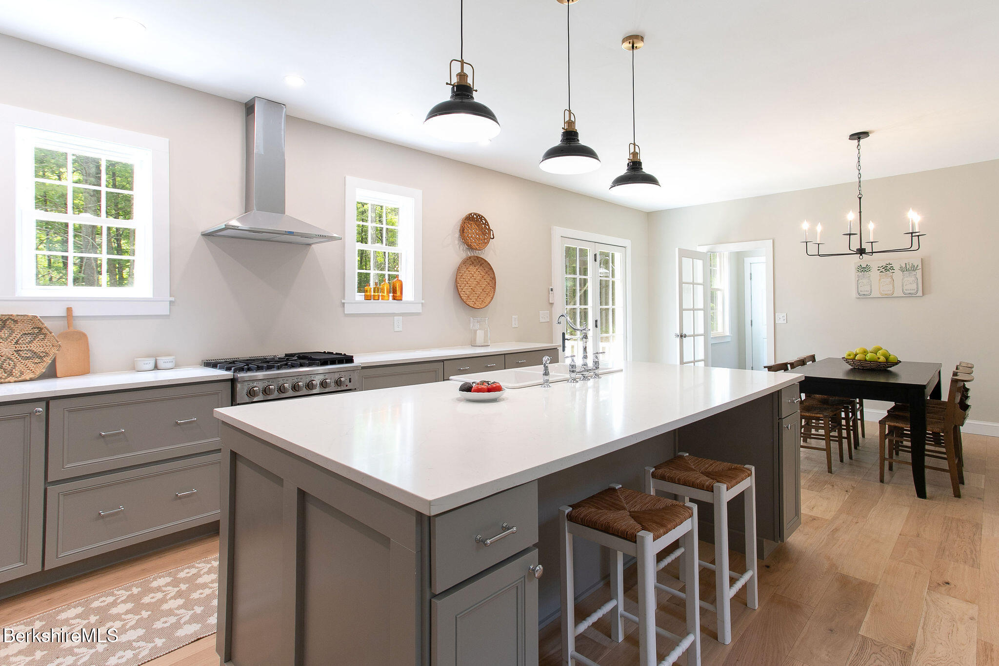 60 Parsley Ln, Sheffield, Massachusetts image 4