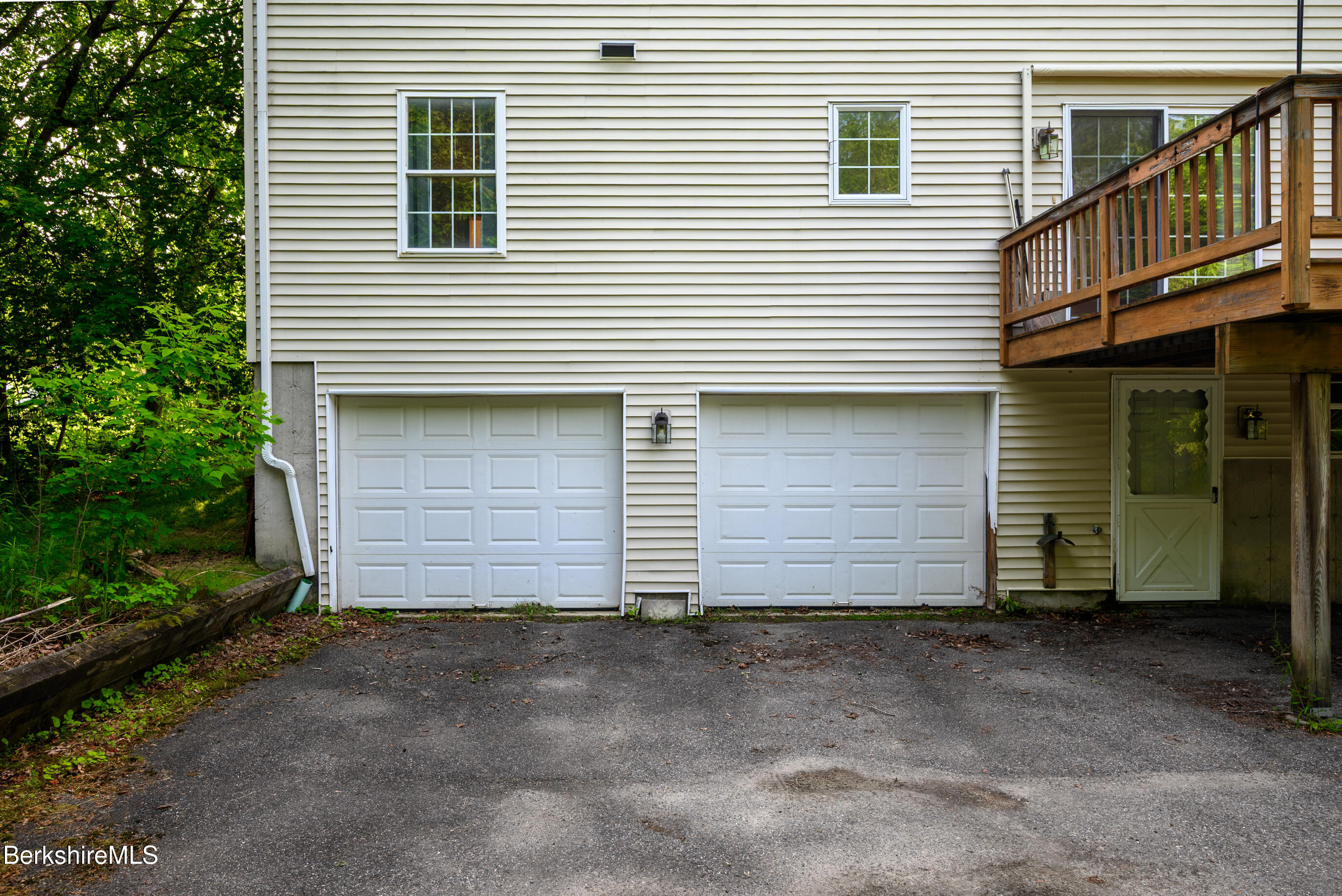 518 Water St, Williamstown, Massachusetts image 36
