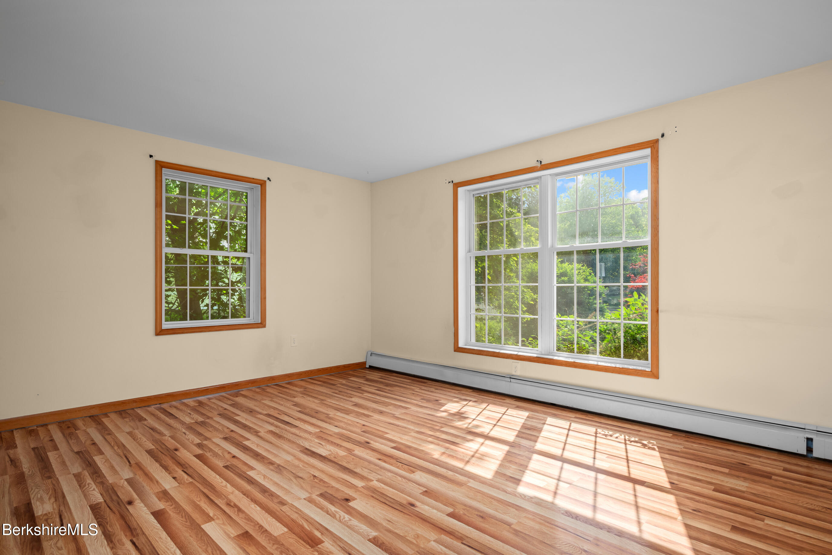 518 Water St, Williamstown, Massachusetts image 17