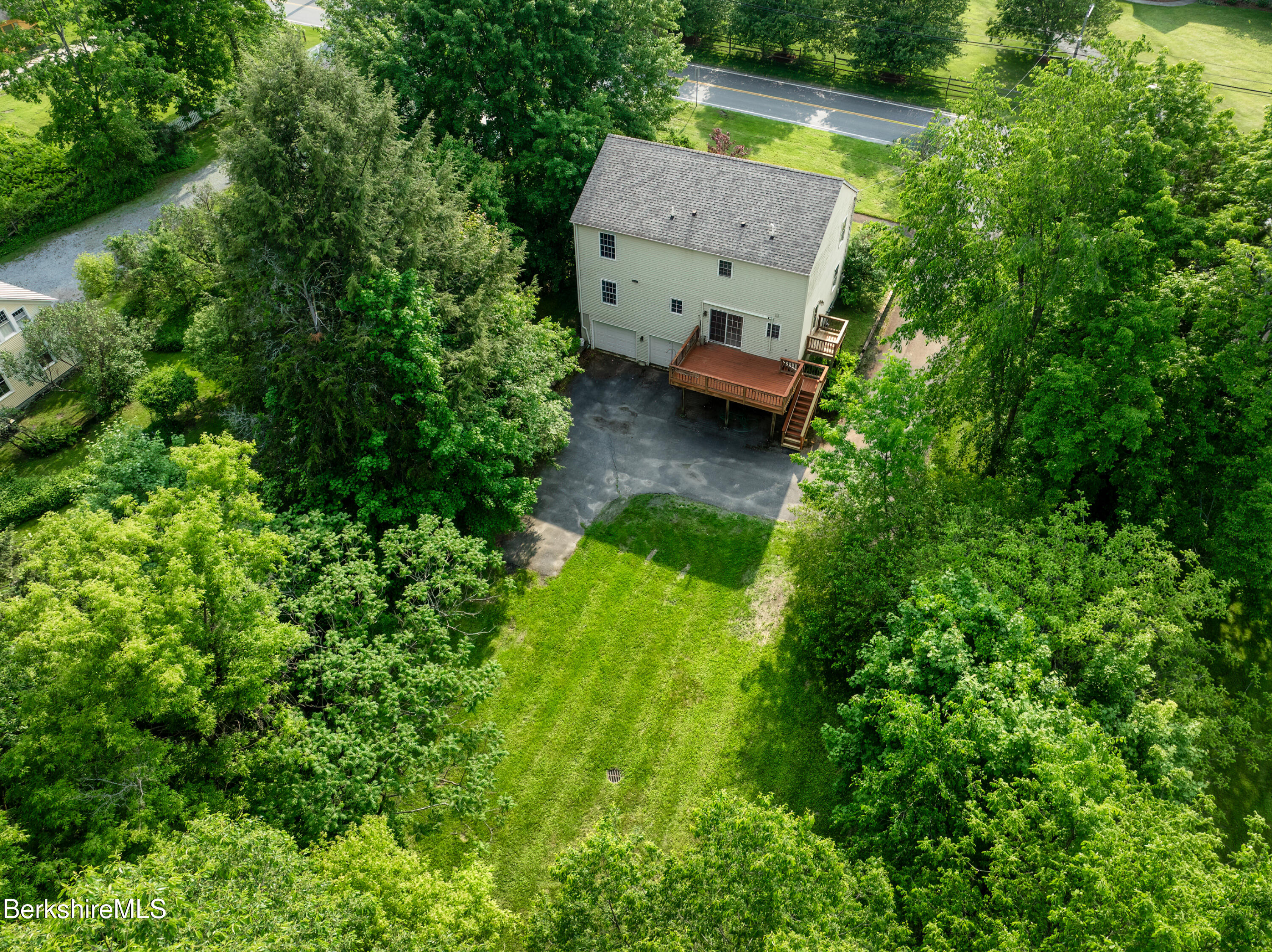 518 Water St, Williamstown, Massachusetts image 34