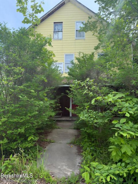 Homes For Sale - 9 Depot St<br/> Monroe, MA 01350
