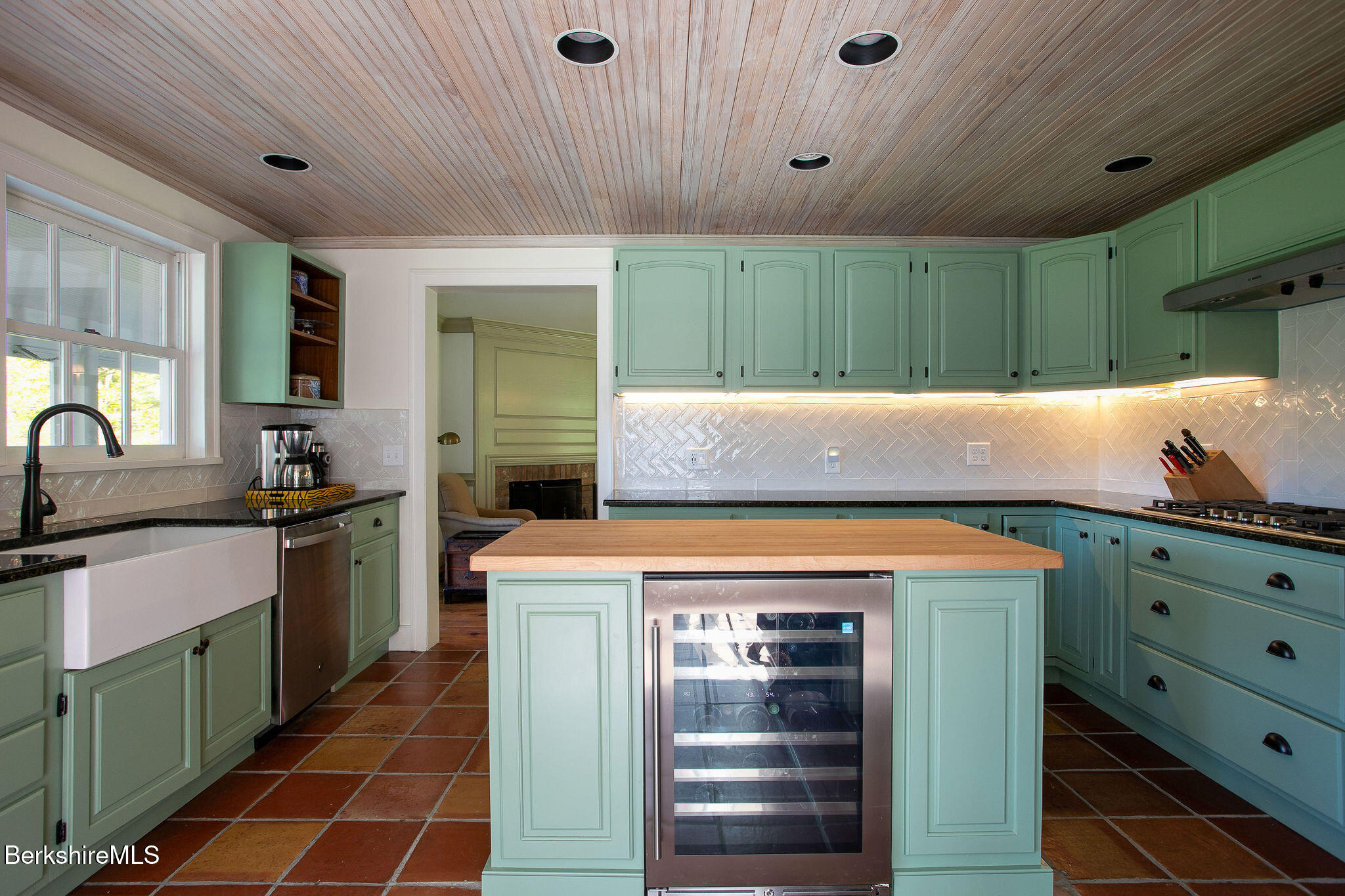 279 Great Barrington Rd, West Stockbridge, Massachusetts image 17