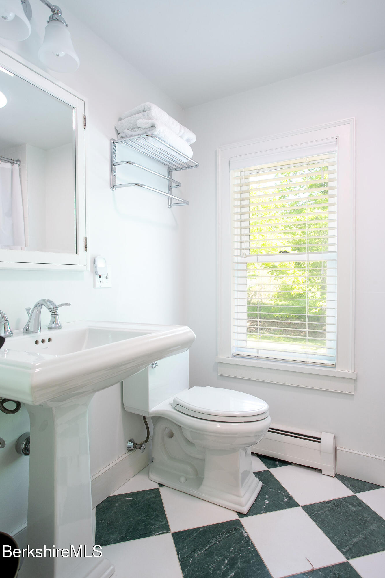 279 Great Barrington Rd, West Stockbridge, Massachusetts image 33