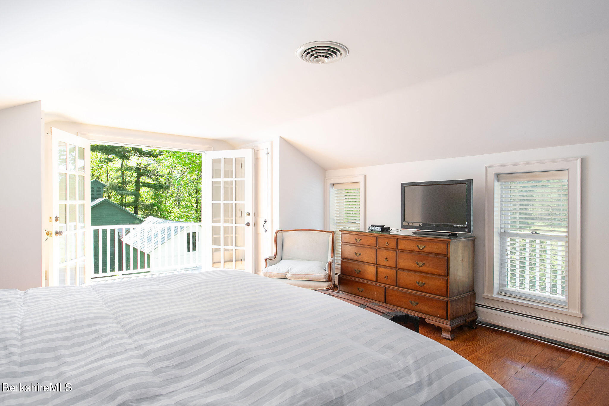 279 Great Barrington Rd, West Stockbridge, Massachusetts image 31