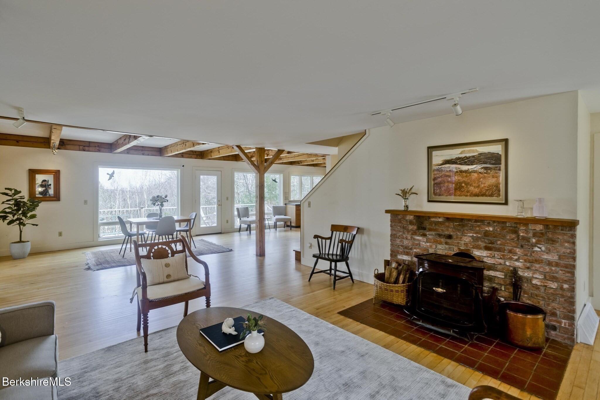 21 Unquomonk Rd, Williamsburg, Massachusetts image 12