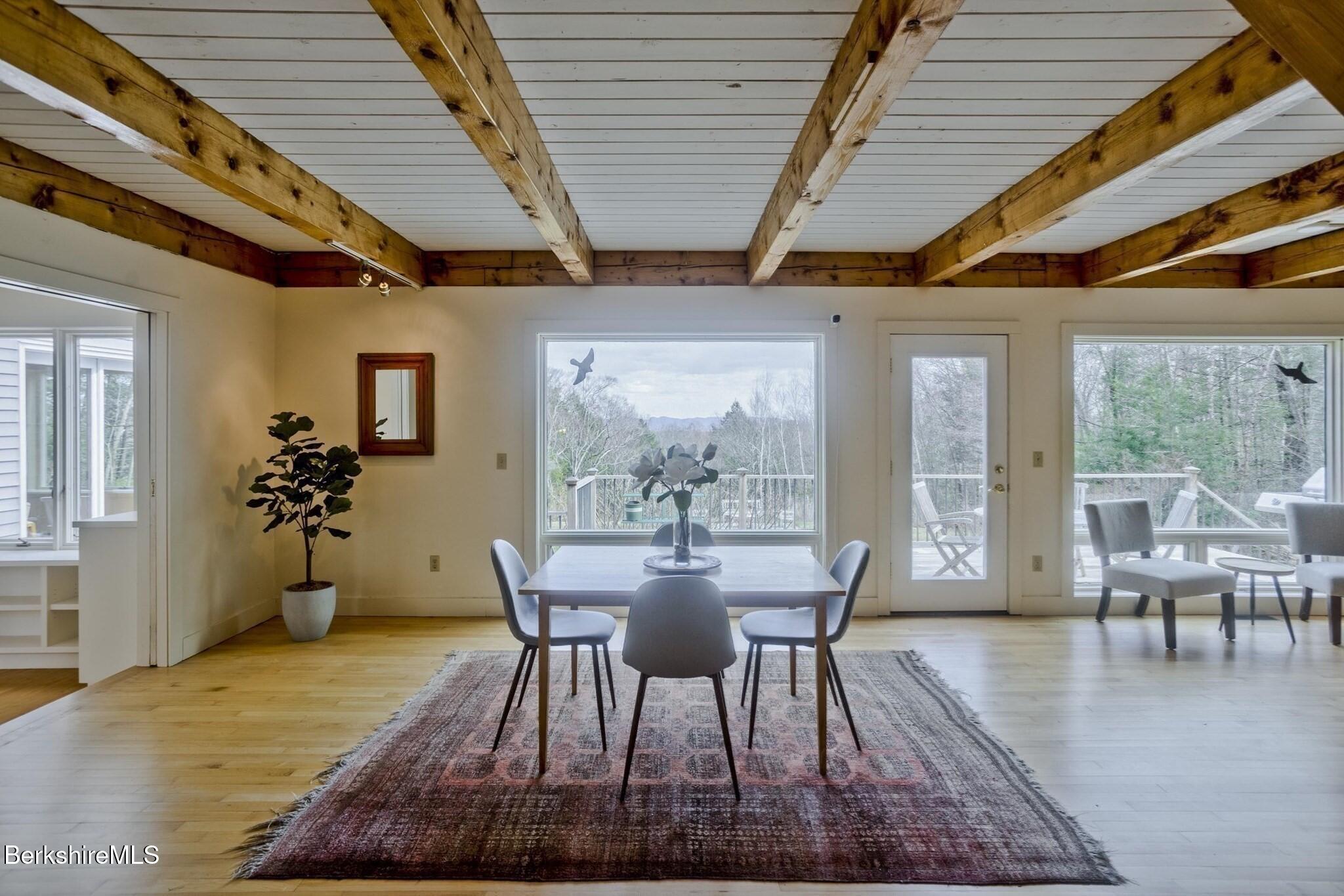 21 Unquomonk Rd, Williamsburg, Massachusetts image 14