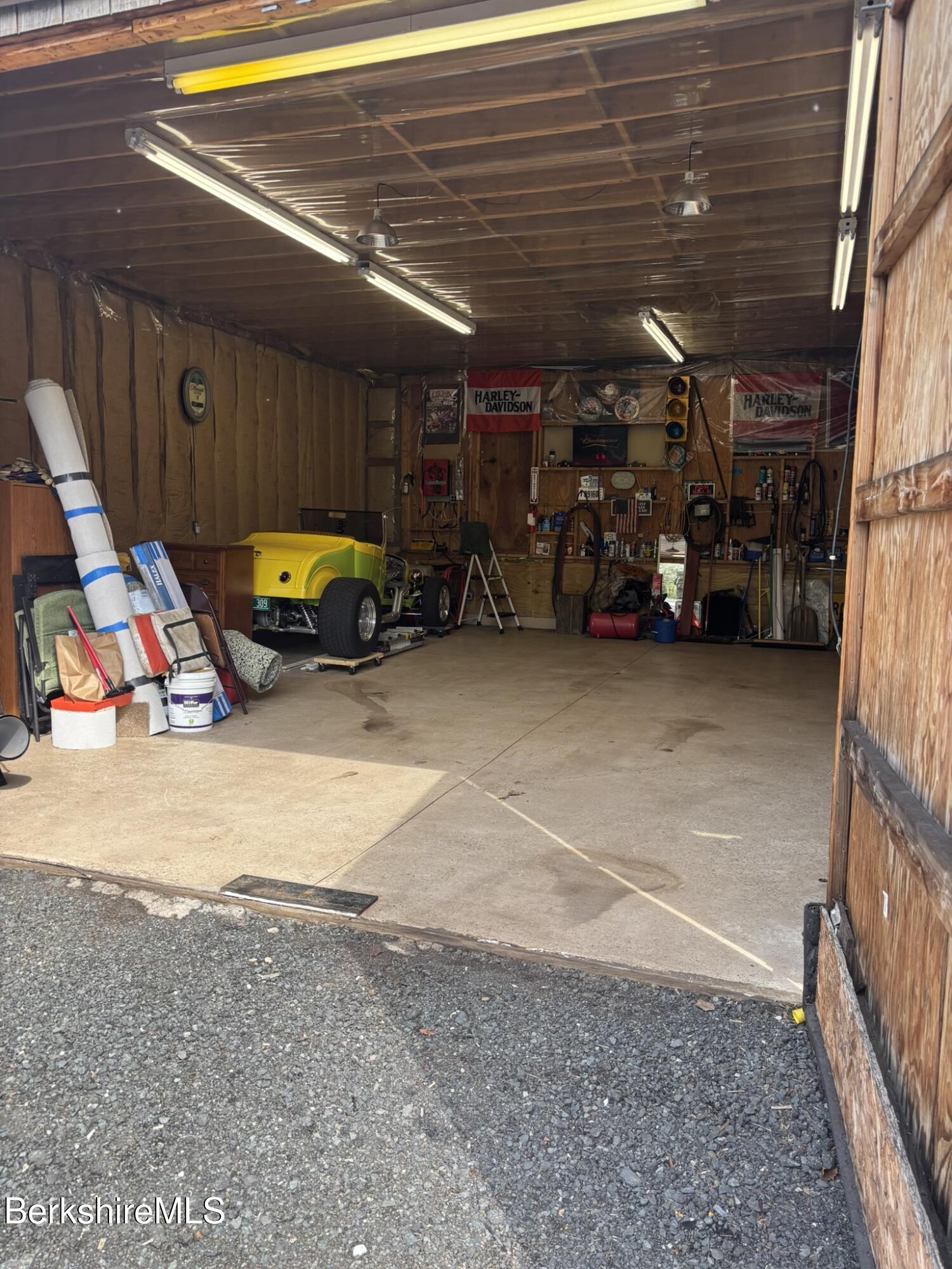 500 Loop Rd, Savoy, Massachusetts image 17