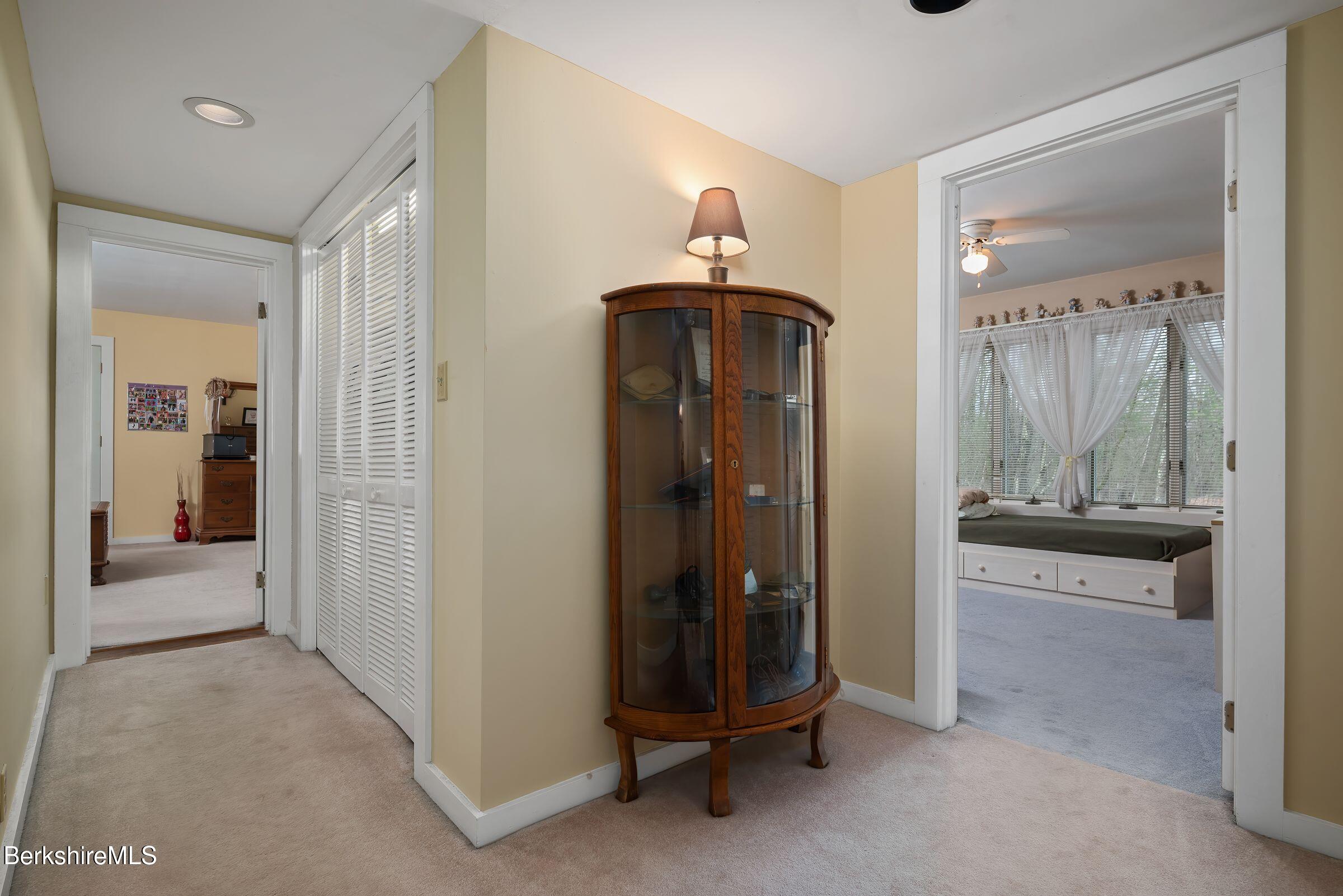 924 Henderson Rd, Williamstown, Massachusetts image 27