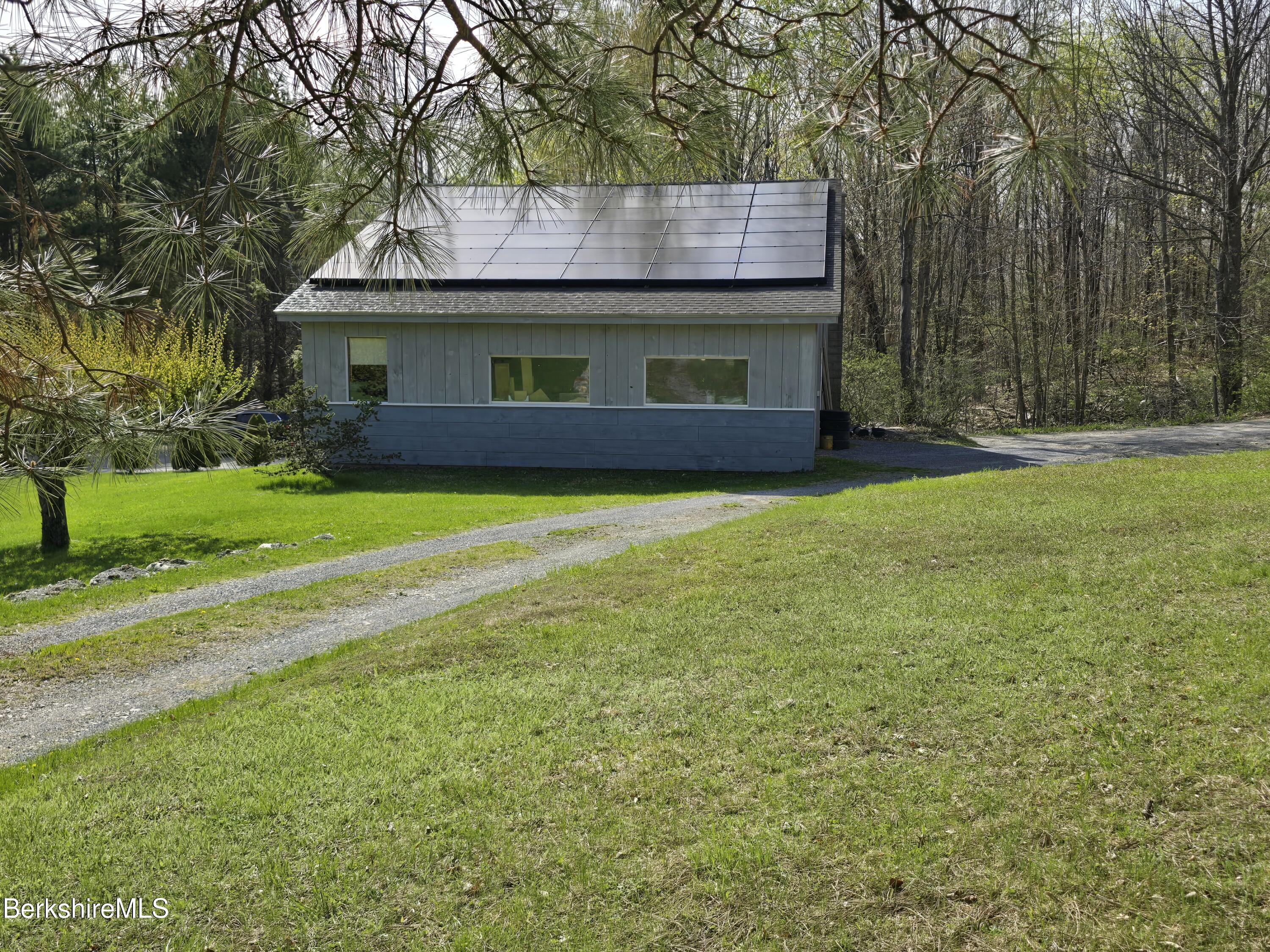 924 Henderson Rd, Williamstown, Massachusetts image 44