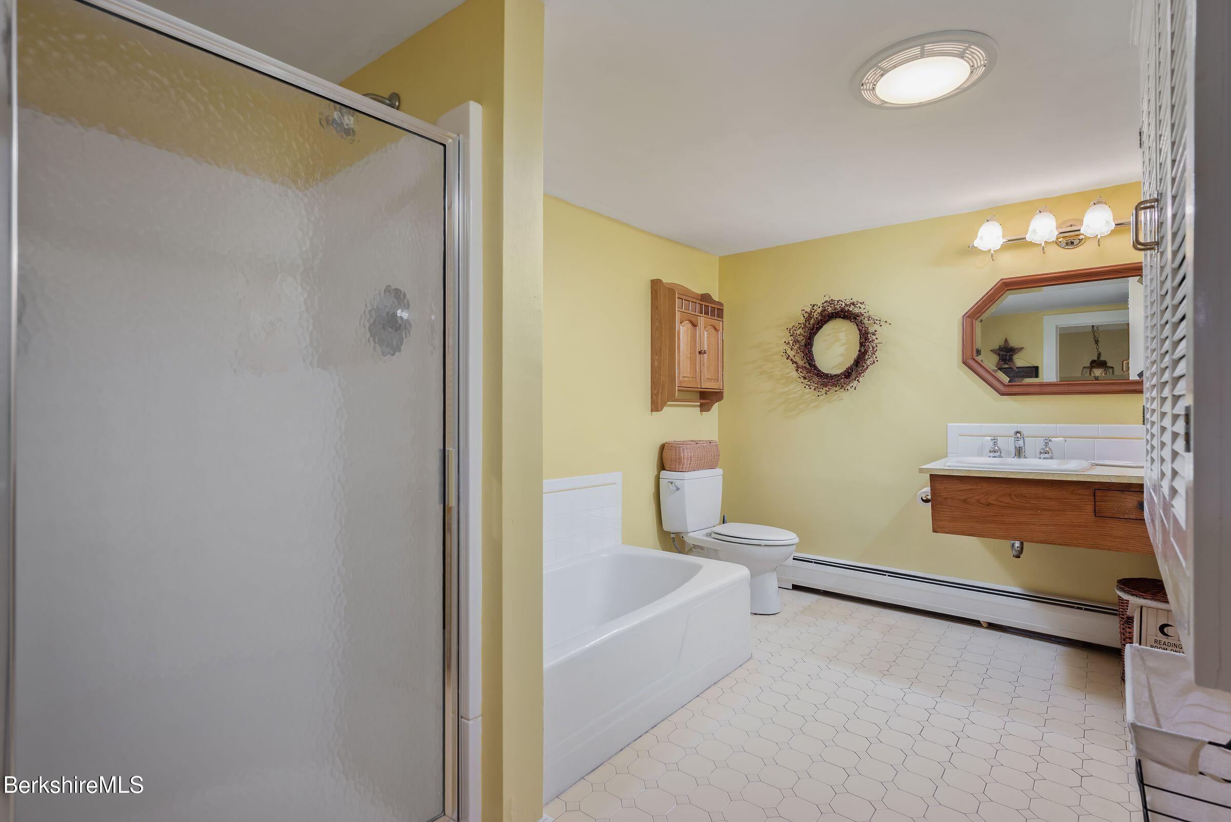 924 Henderson Rd, Williamstown, Massachusetts image 30