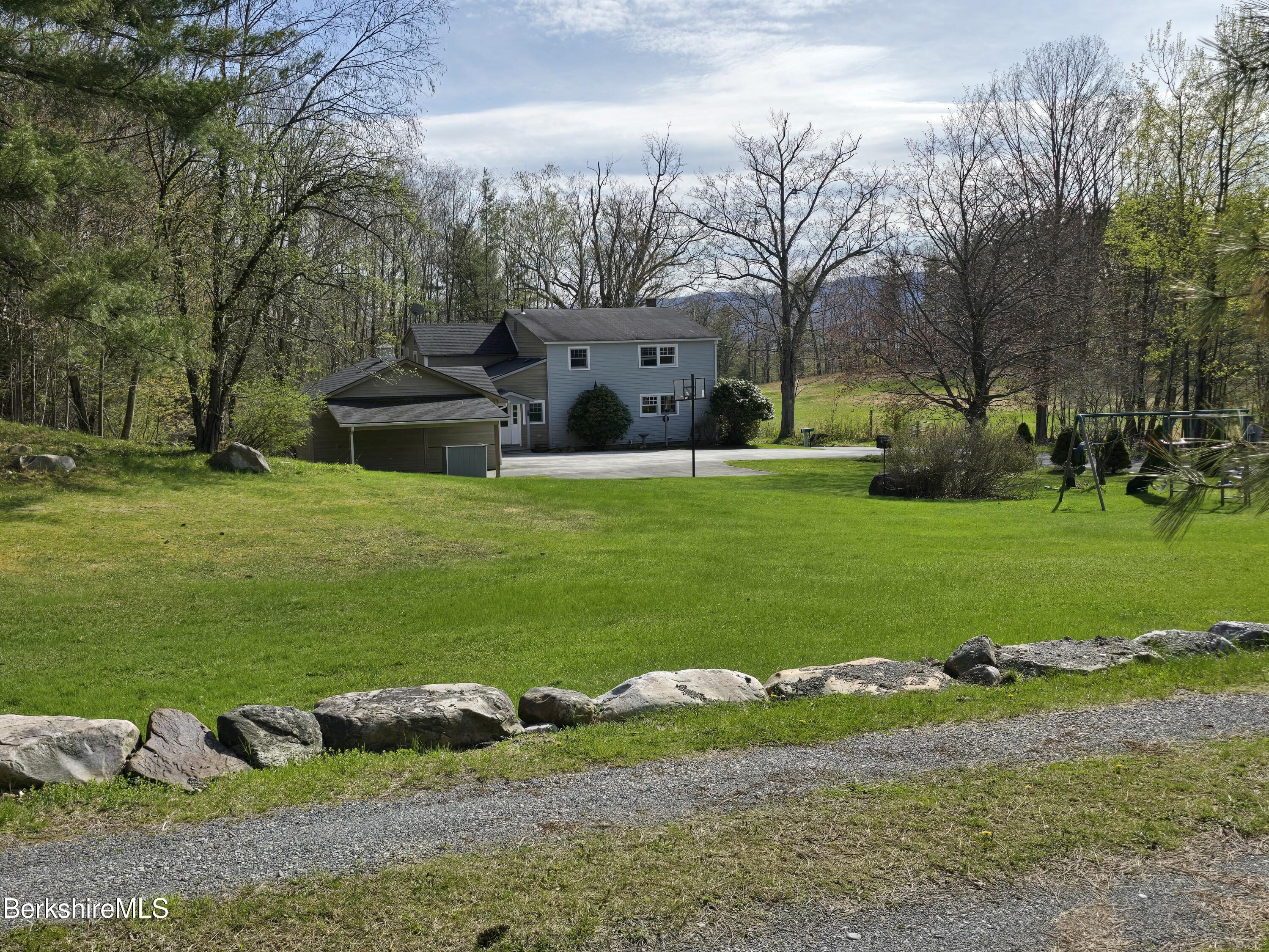 924 Henderson Rd, Williamstown, Massachusetts image 48