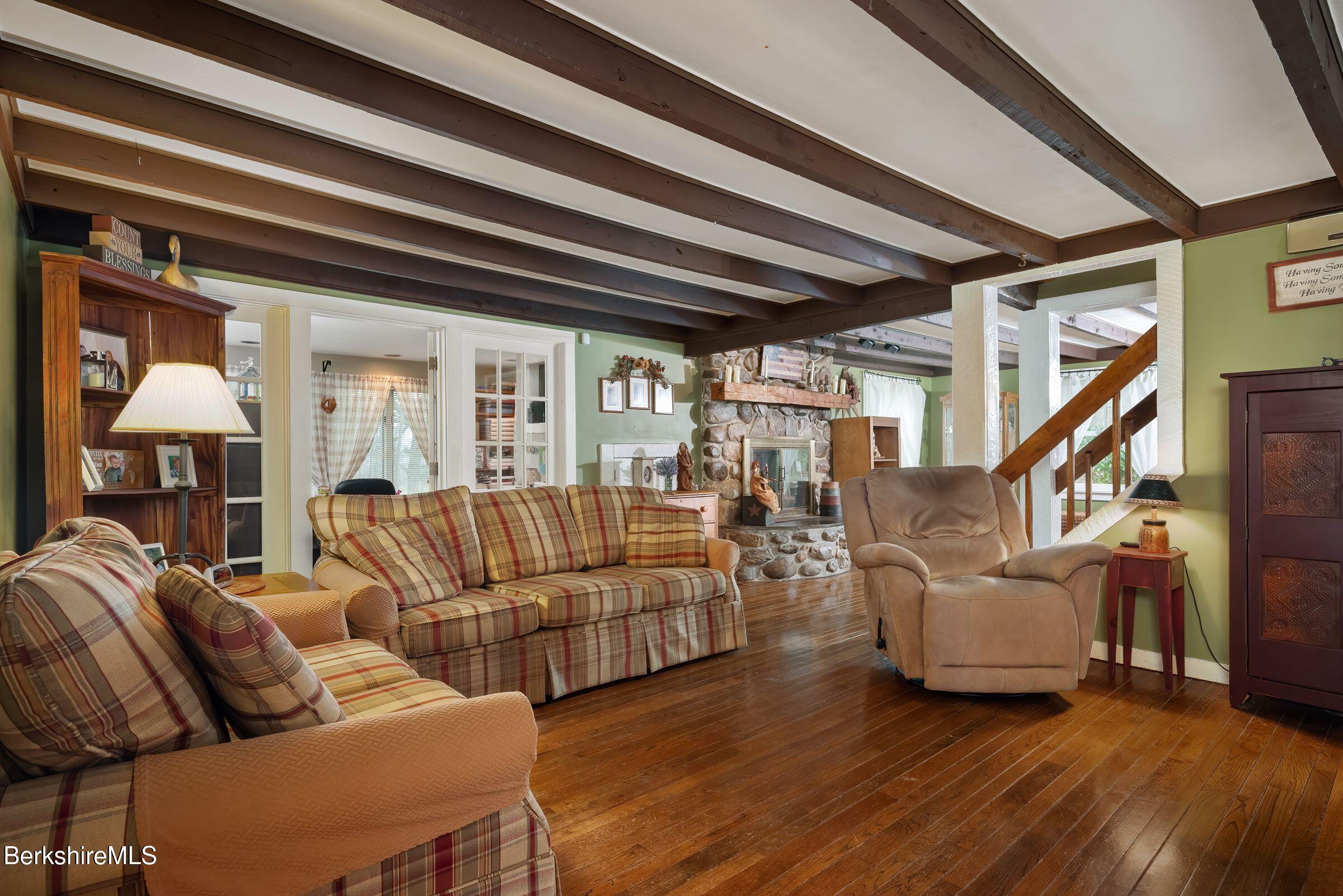 924 Henderson Rd, Williamstown, Massachusetts image 22