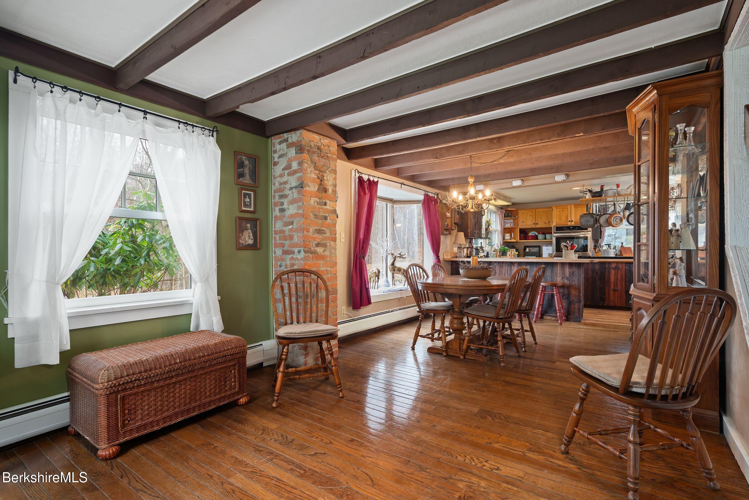 924 Henderson Rd, Williamstown, Massachusetts image 17
