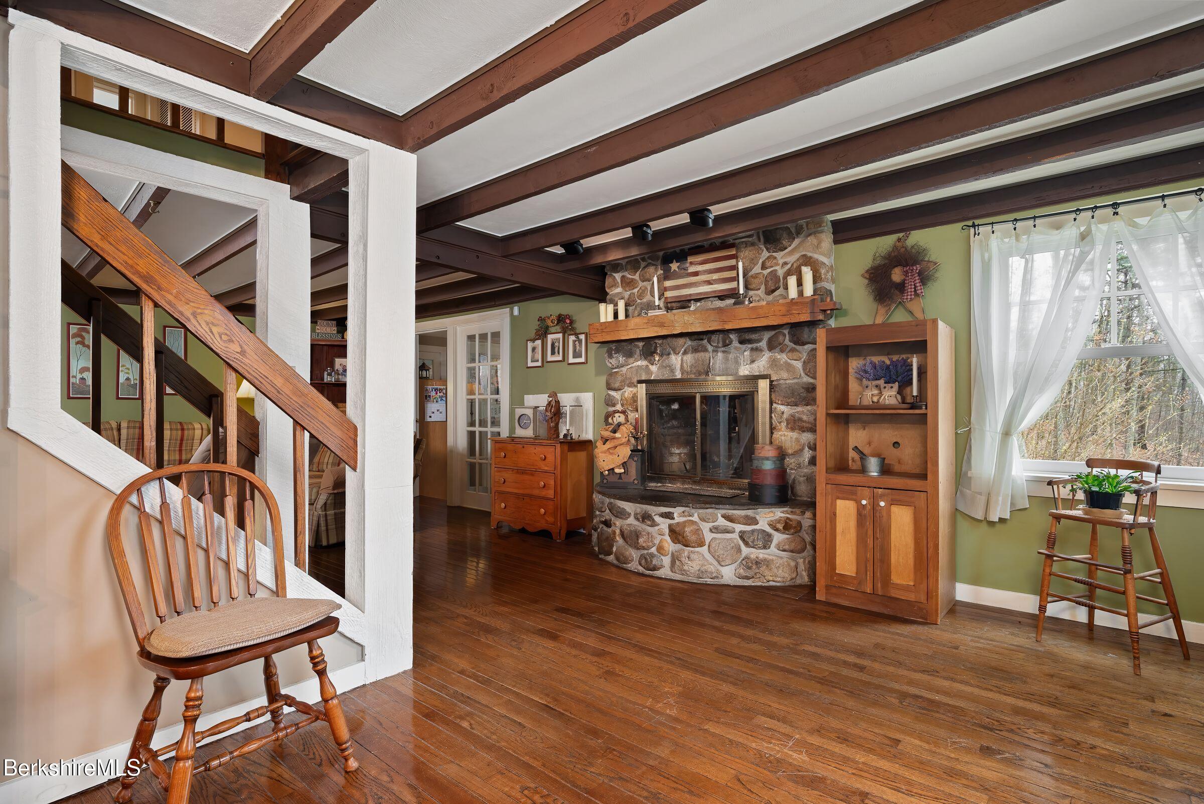 924 Henderson Rd, Williamstown, Massachusetts image 18