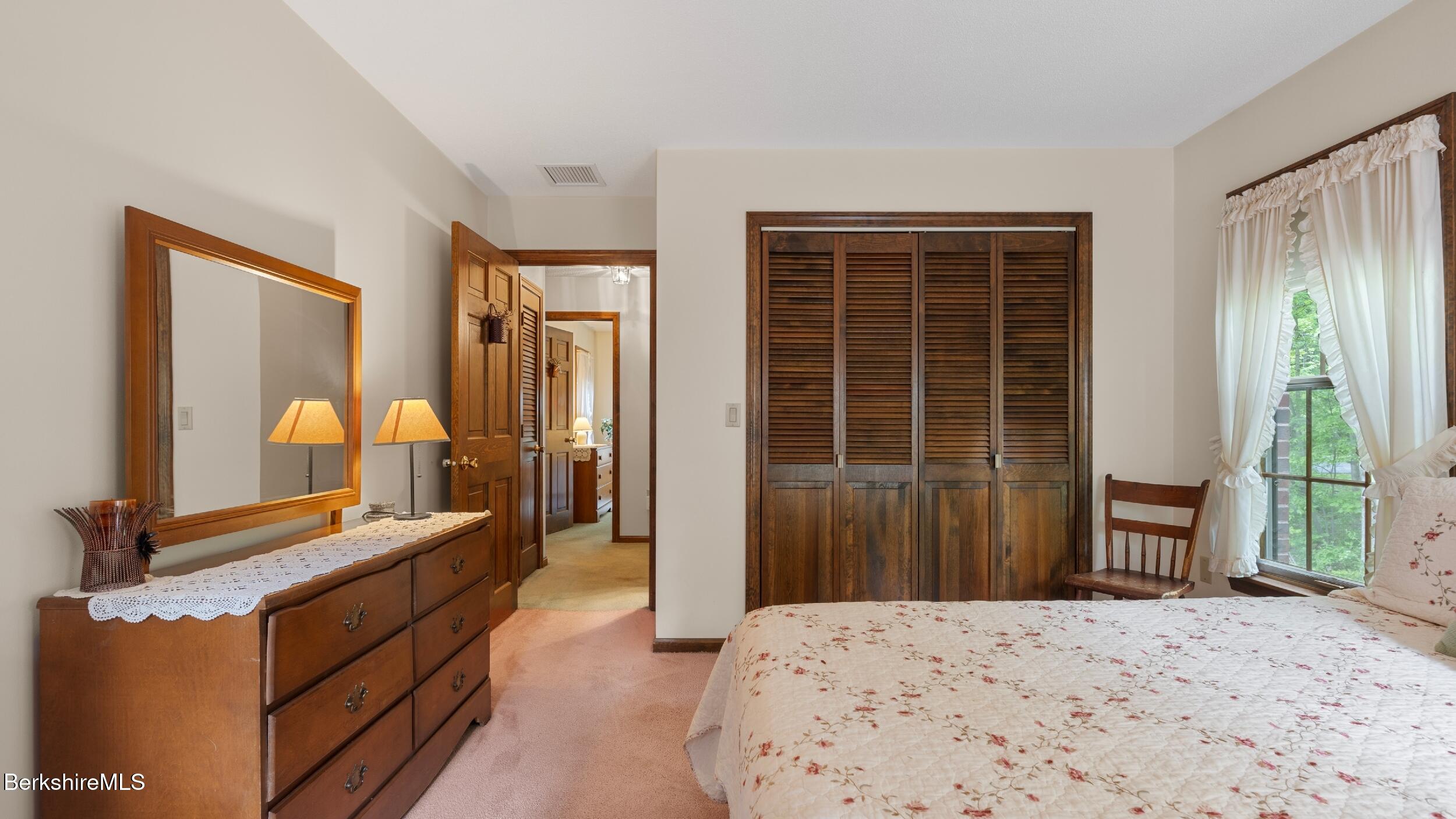5 Victoria Ln, Lanesborough, Massachusetts image 35