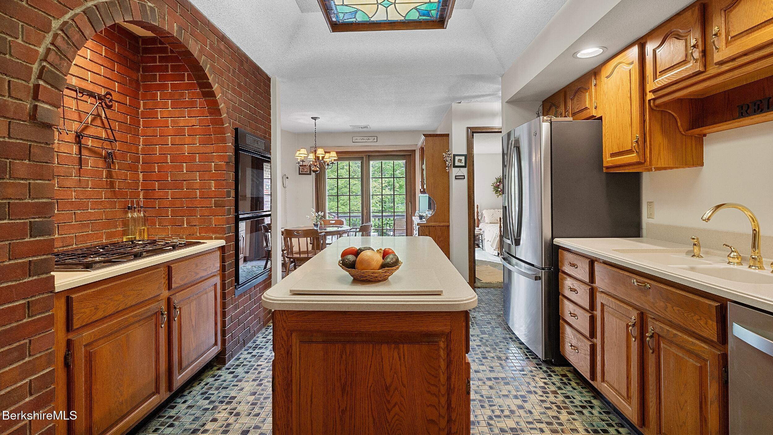 5 Victoria Ln, Lanesborough, Massachusetts image 47