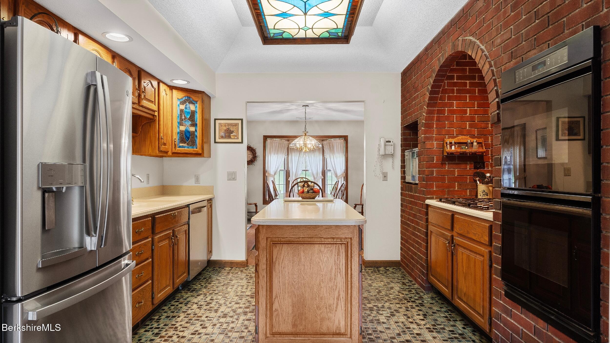 5 Victoria Ln, Lanesborough, Massachusetts image 45