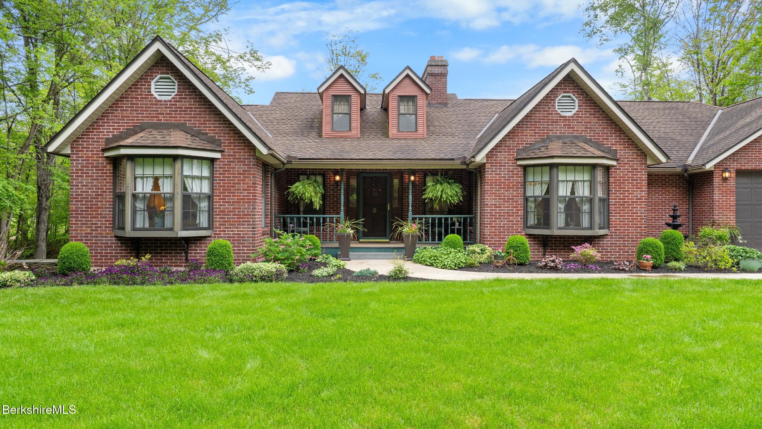 5 Victoria Ln, Lanesborough, Massachusetts image 6