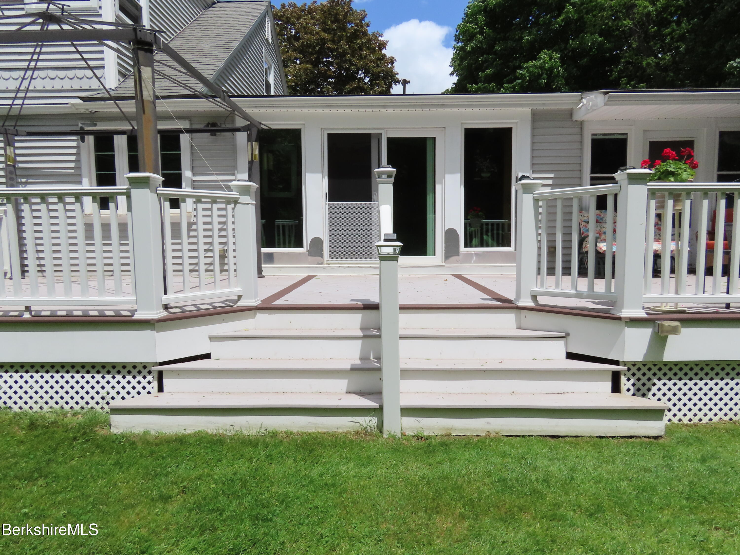 236 Summer St, Lanesborough, Massachusetts image 26