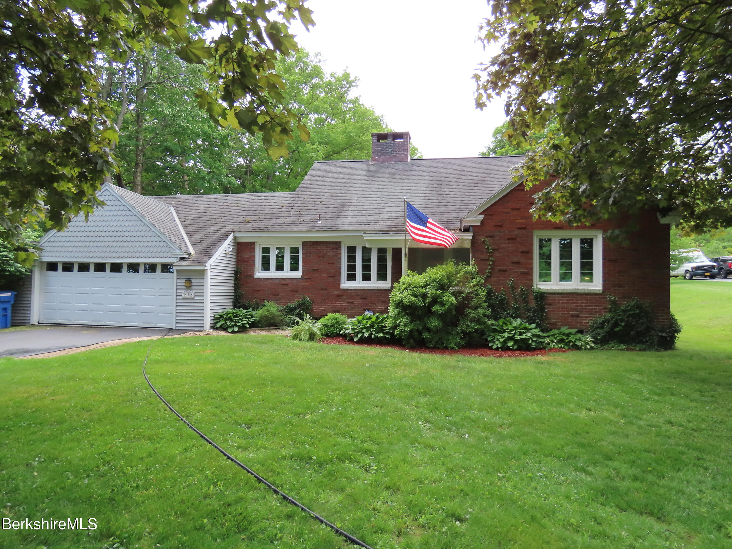 236 Summer St, Lanesborough, Massachusetts image 2