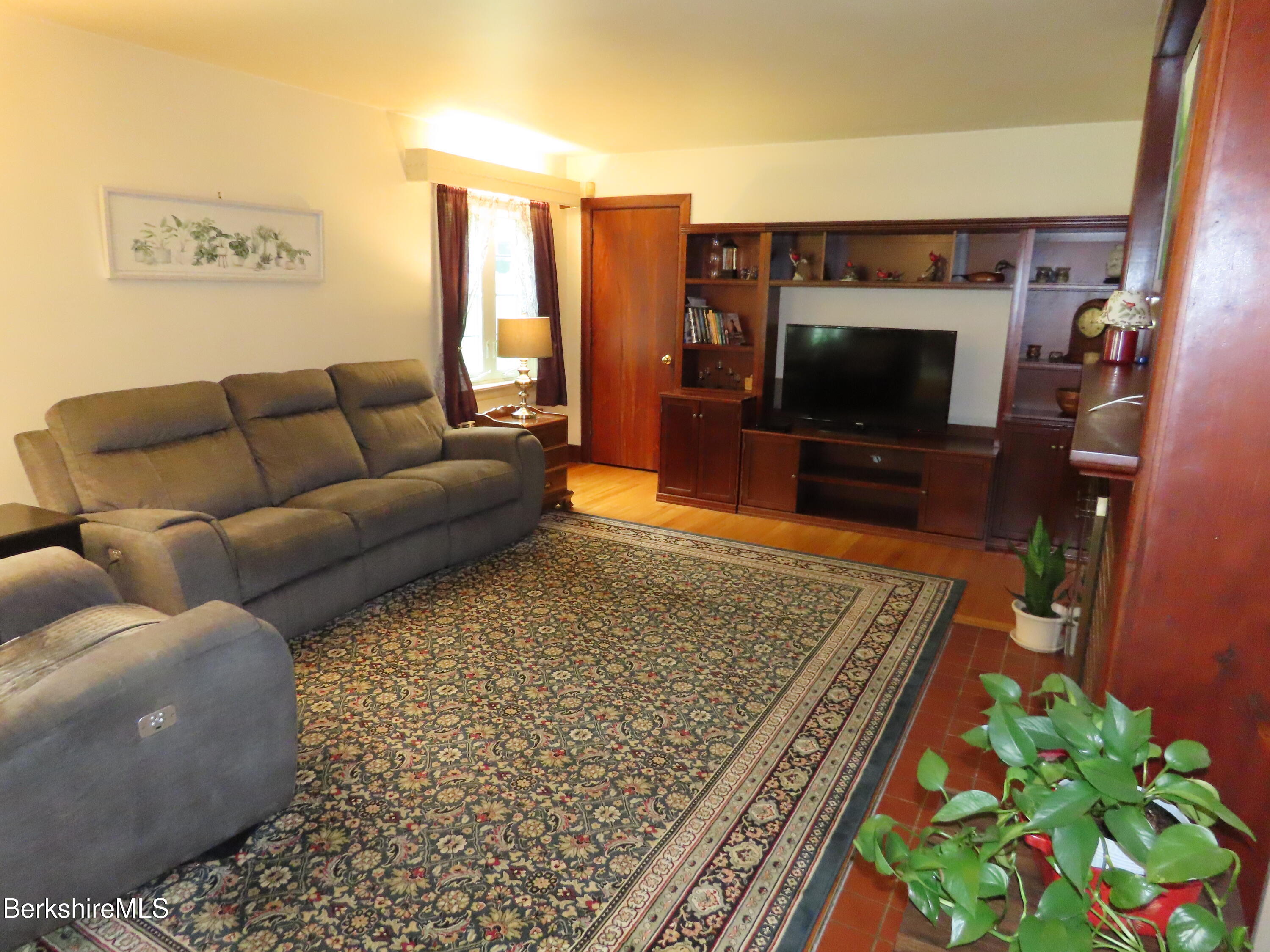 236 Summer St, Lanesborough, Massachusetts image 30
