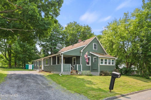Homes For Sale - 8 Baker St<br/> Lanesborough, MA 01237