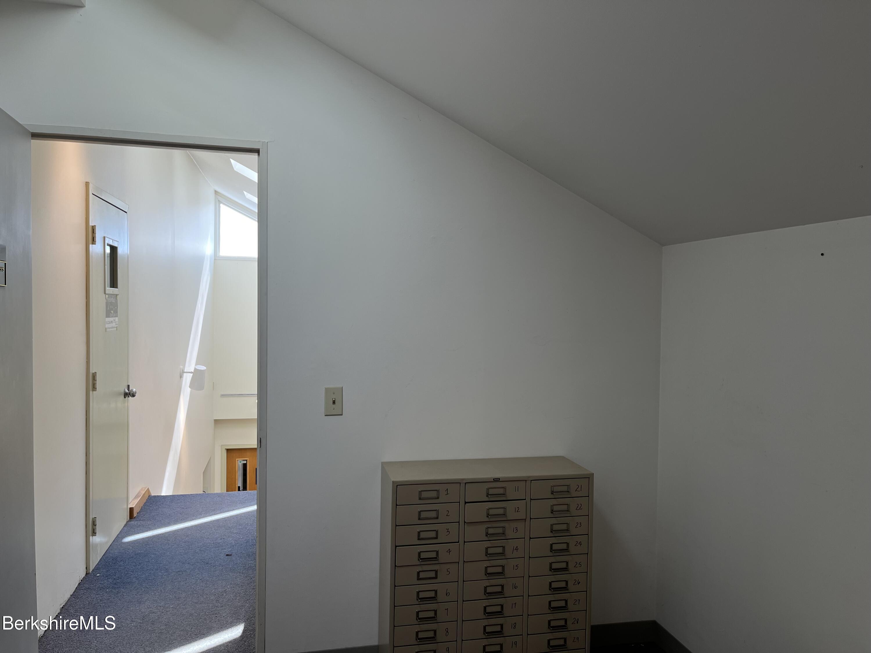 Pittsfield, Massachusetts 01201, United States, ,Commercial,Active,81035