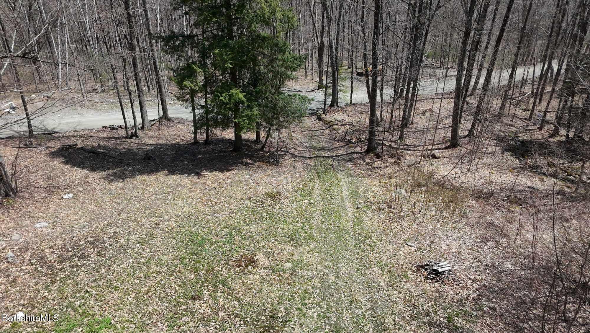 1 Old Orebed Rd, Lanesborough, Massachusetts image 3