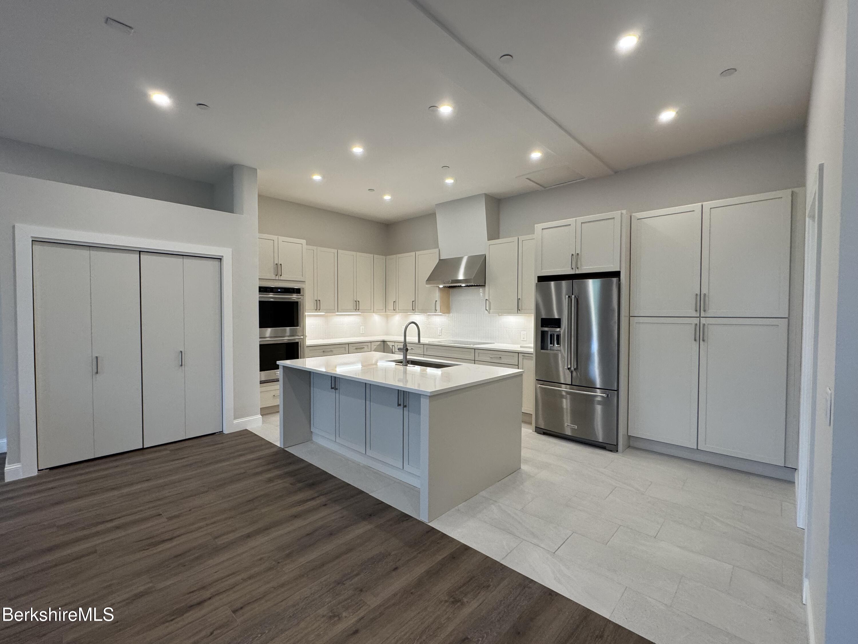 281 Main St #2 C, Great Barrington, Massachusetts image 2