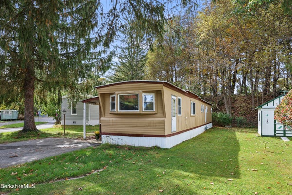 6 APACHE DR, NORTH ADAMS, MA 01247 - Image df3376b4111425e83e5dd79ae7ca3cd4/2862082445